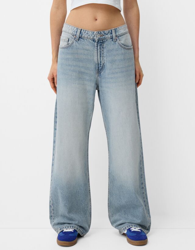 Bershka Jeans Im Baggy-Hosen-Fit Damen 10-12 Hellblau günstig online kaufen