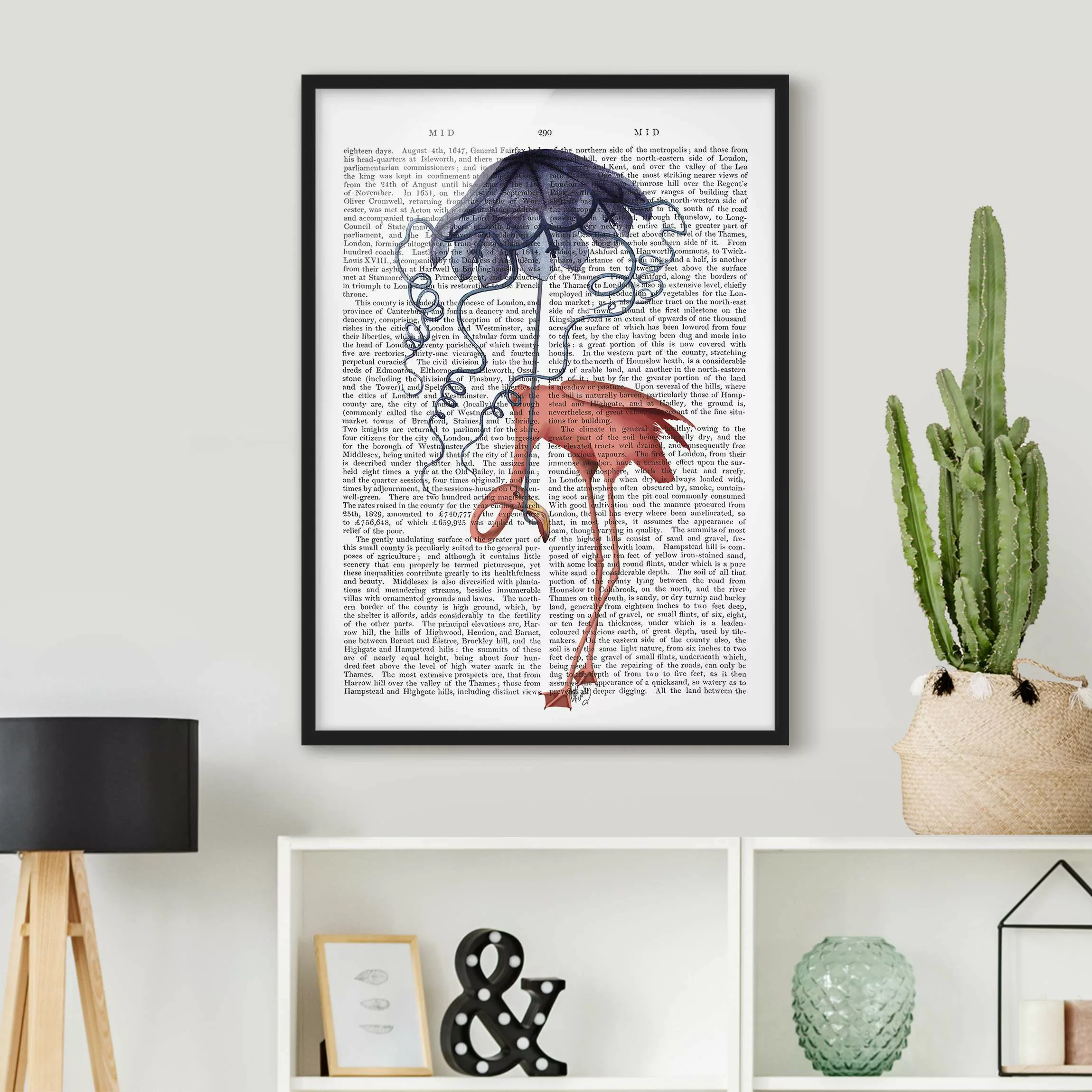 Bild mit Rahmen Tiere - Hochformat Tierlektüre - Flamingo mit Regenschirm günstig online kaufen