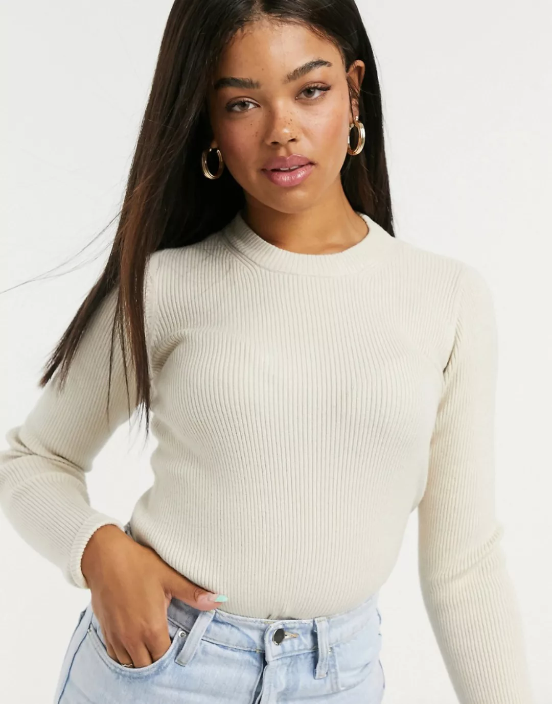 Pieces – Gerippter Pullover in Creme-Weiß günstig online kaufen