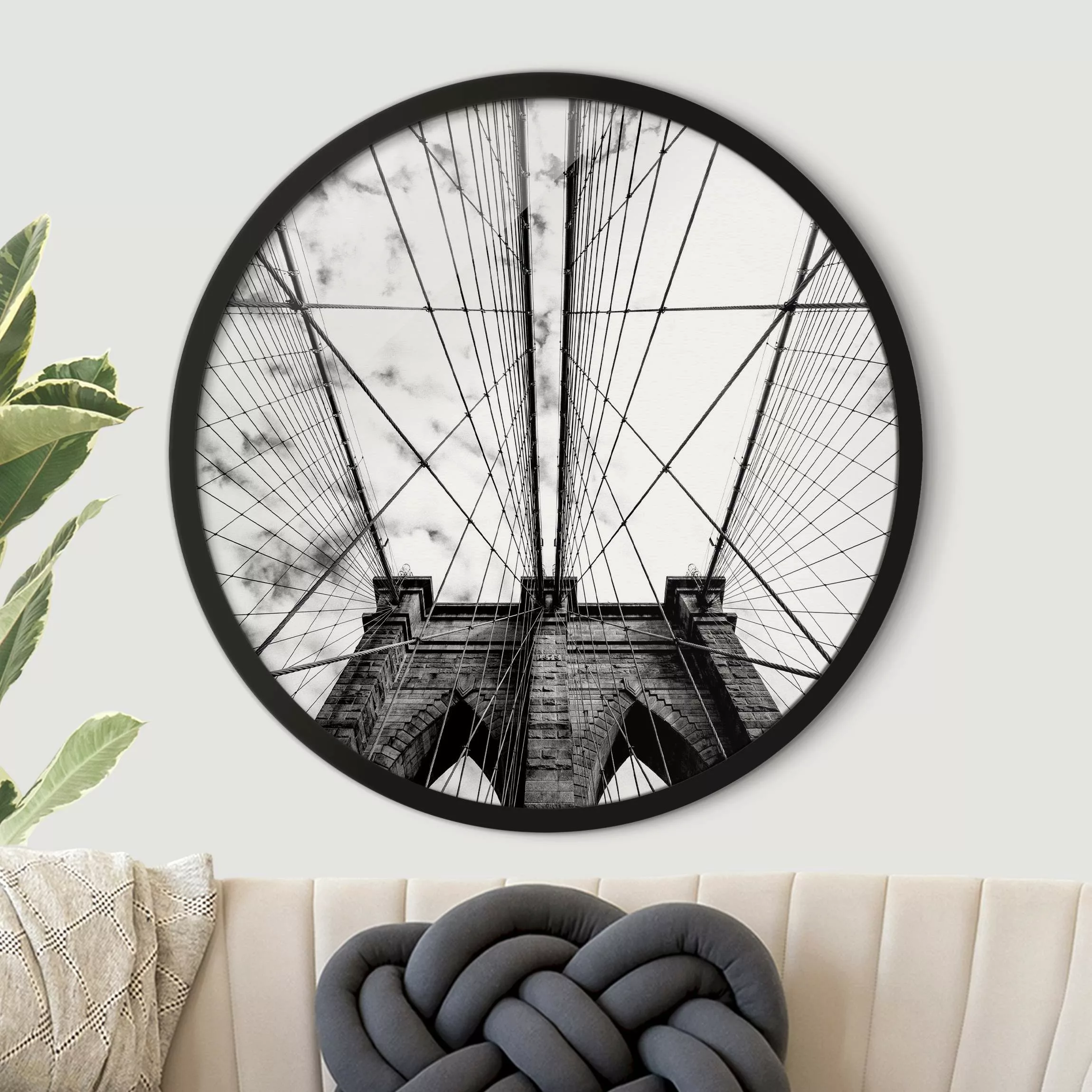 Rundes Gerahmtes Bild Brooklyn Bridge in Perspektive günstig online kaufen