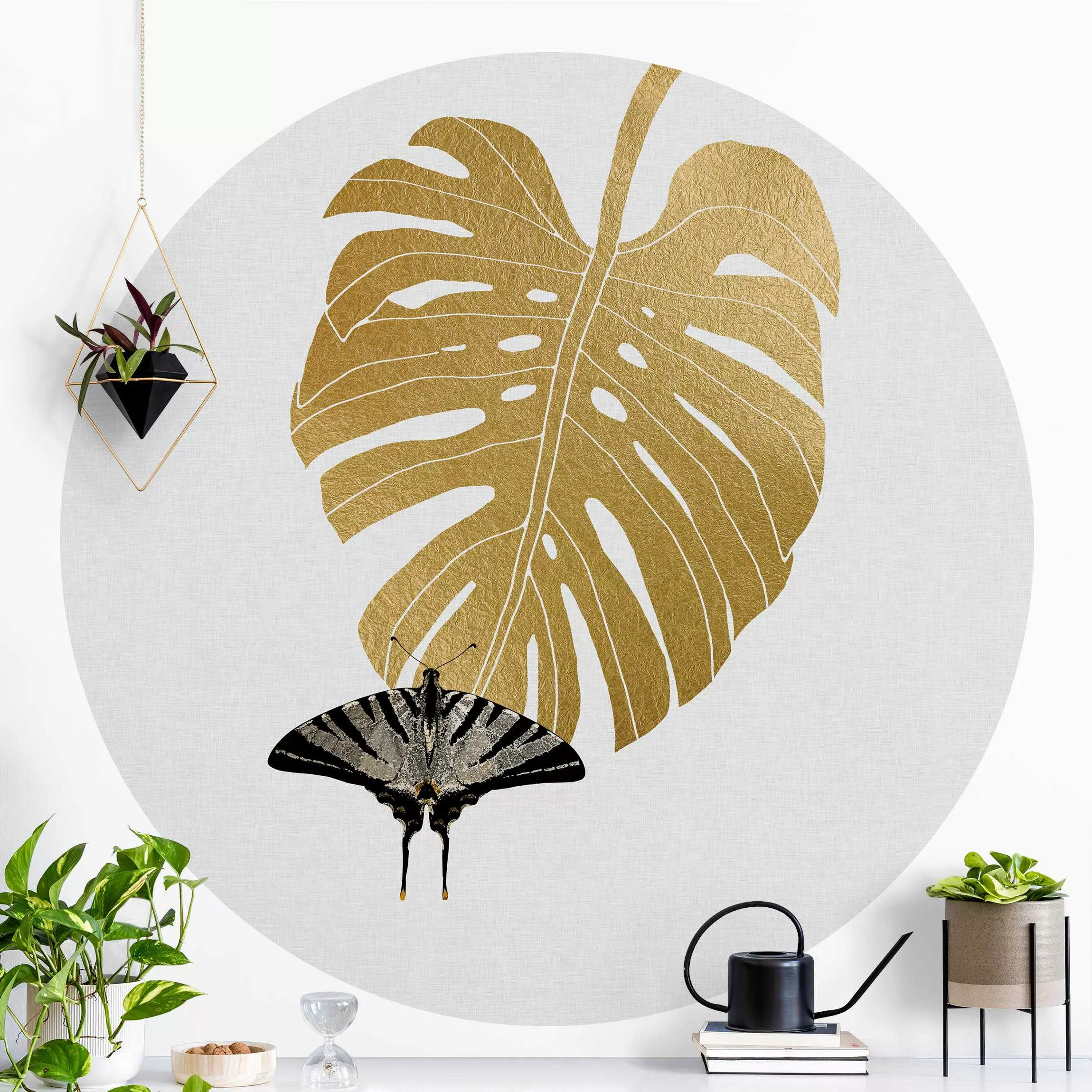 Runde Fototapete selbstklebend Goldene Monstera mit Schmetterling günstig online kaufen