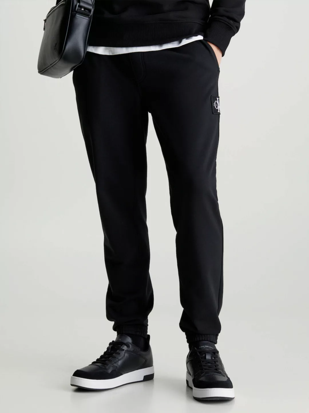 Calvin Klein Jeans Sweathose "SKINNY TECHNICAL BADGE PANT", mit Logopatch günstig online kaufen