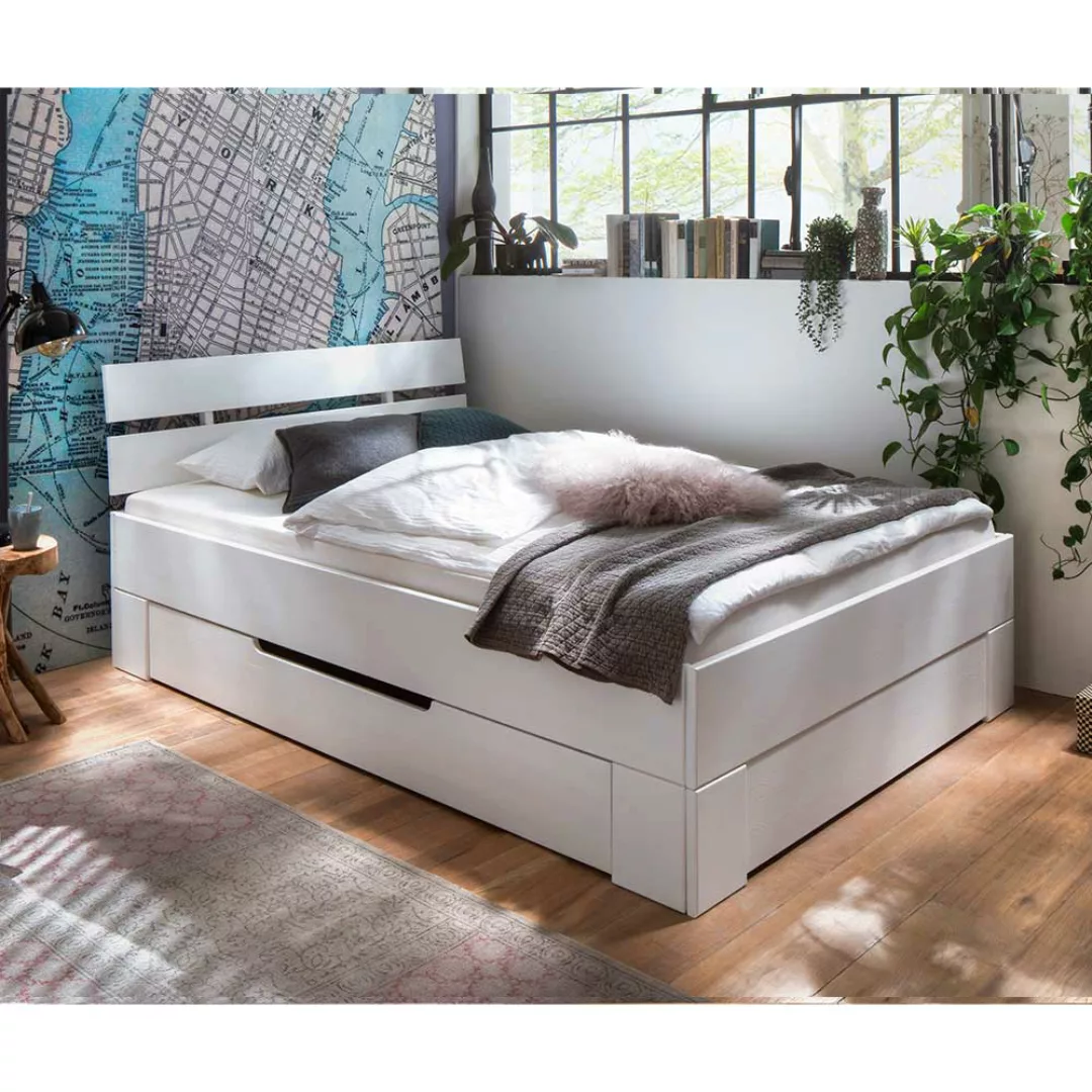 Weißes Fichte Massivholzbett in modernem Design wahlweise mit Bettkasten günstig online kaufen