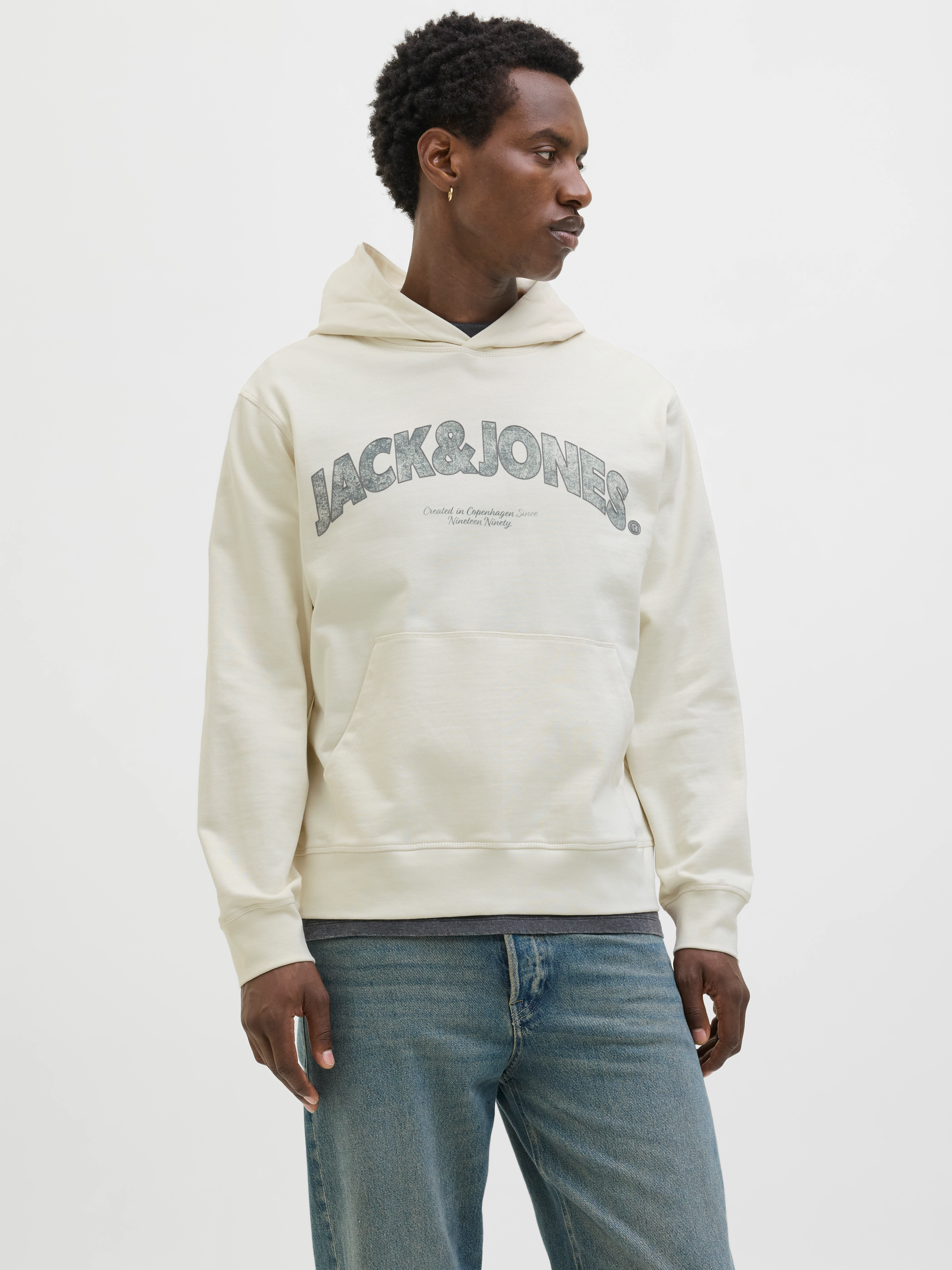 Jack & Jones Kapuzensweatshirt "JORALMERIA SWEAT HOOD", mit Logo Print günstig online kaufen