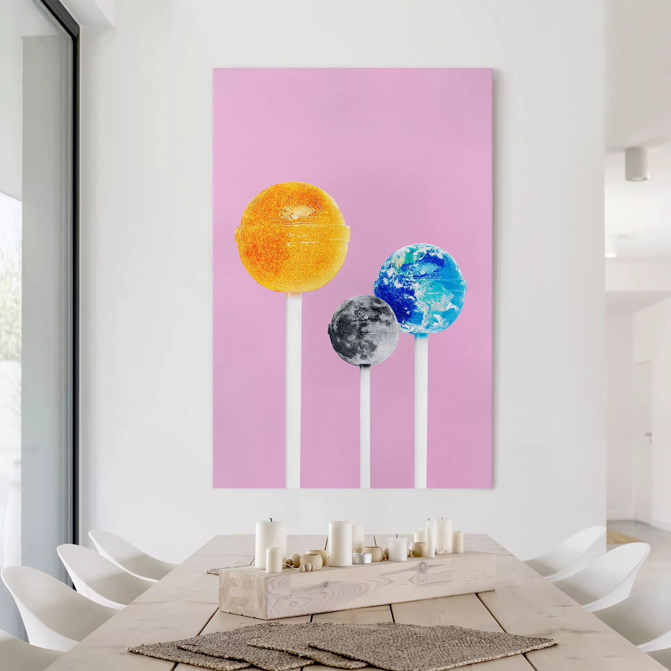 Leinwandbild - Hochformat Lollipops mit Planeten günstig online kaufen