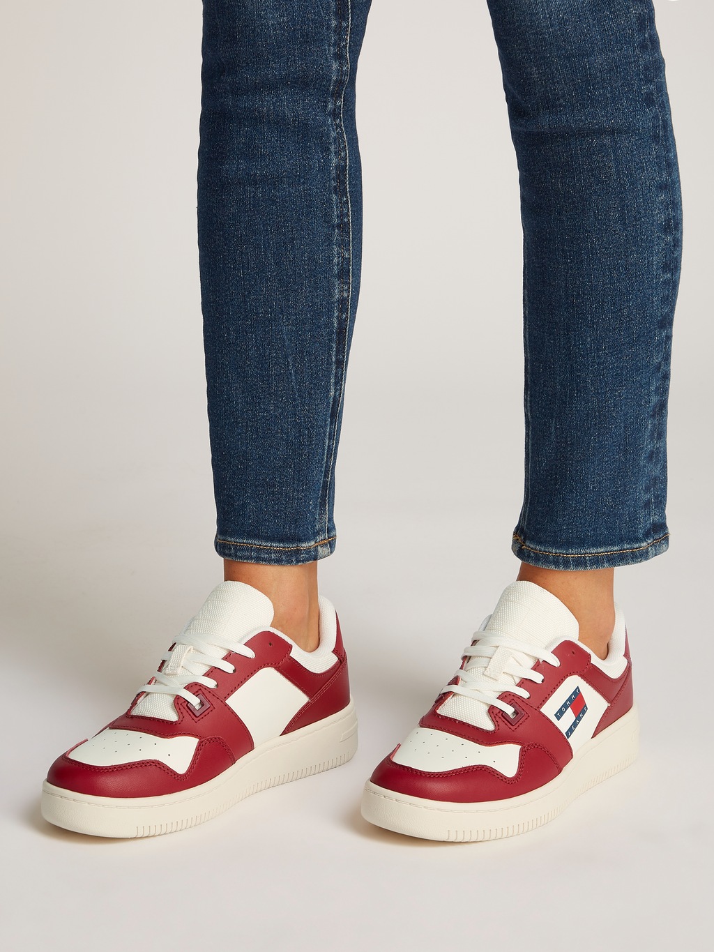 Tommy Jeans Plateausneaker "TJW RETRO BASKET ESS", Freizeitschuh, Halbschuh günstig online kaufen