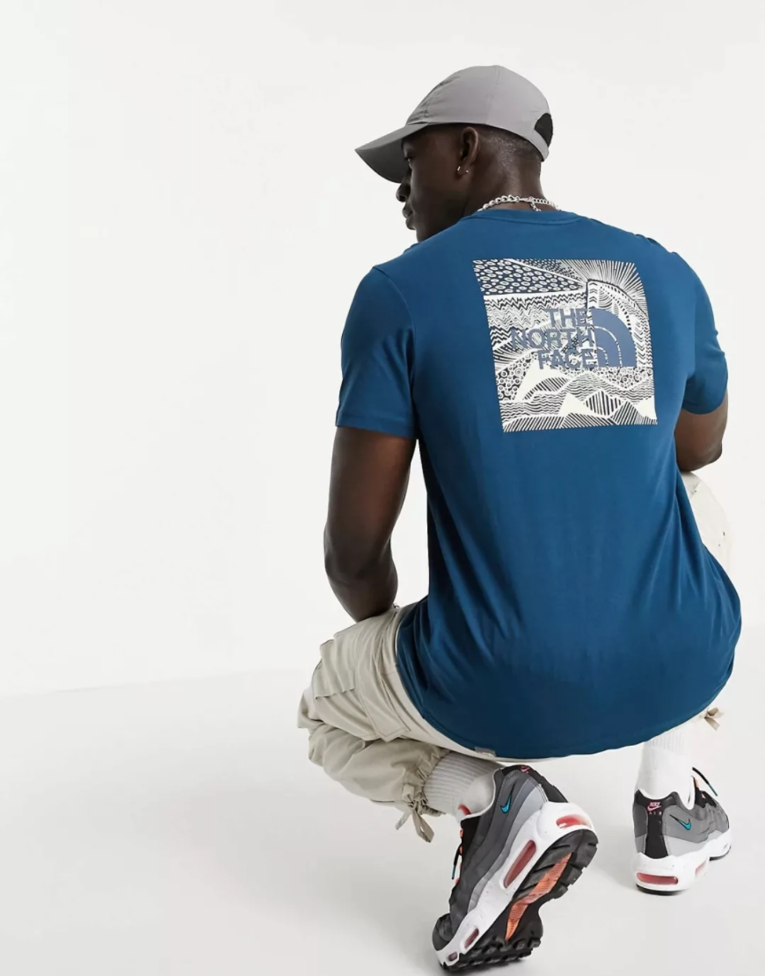 The North Face – Redbox Celebration – T-Shirt in Marine-Marineblau günstig online kaufen