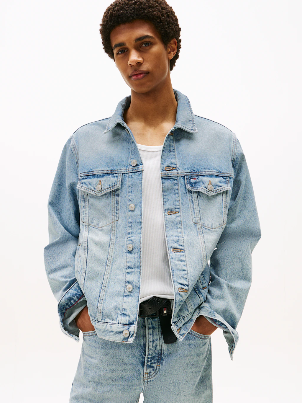 Tommy Jeans Jeansjacke "RYAN RGLR TRCKR RWB EXT CI6033", ohne Kapuze, Freiz günstig online kaufen