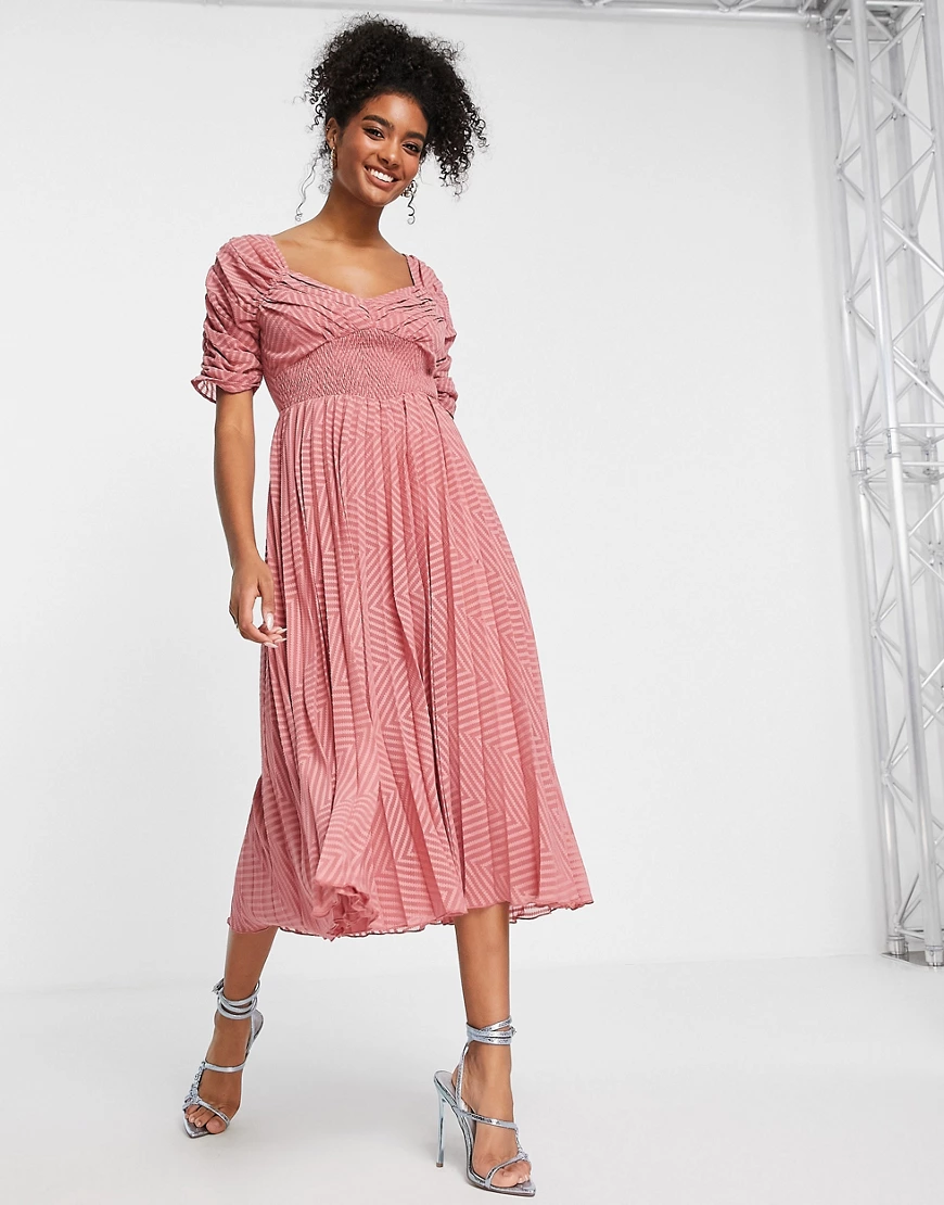 ASOS DESIGN – Plissiertes Midikleid aus Netzstoff in Rosé mit gesmokter Tai günstig online kaufen