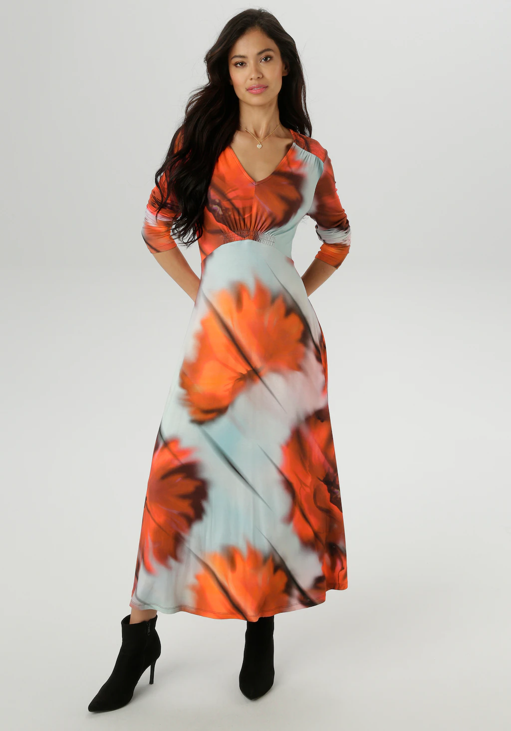 Aniston SELECTED Midikleid, mit Smok-Details - NEUE KOLLEKTION günstig online kaufen