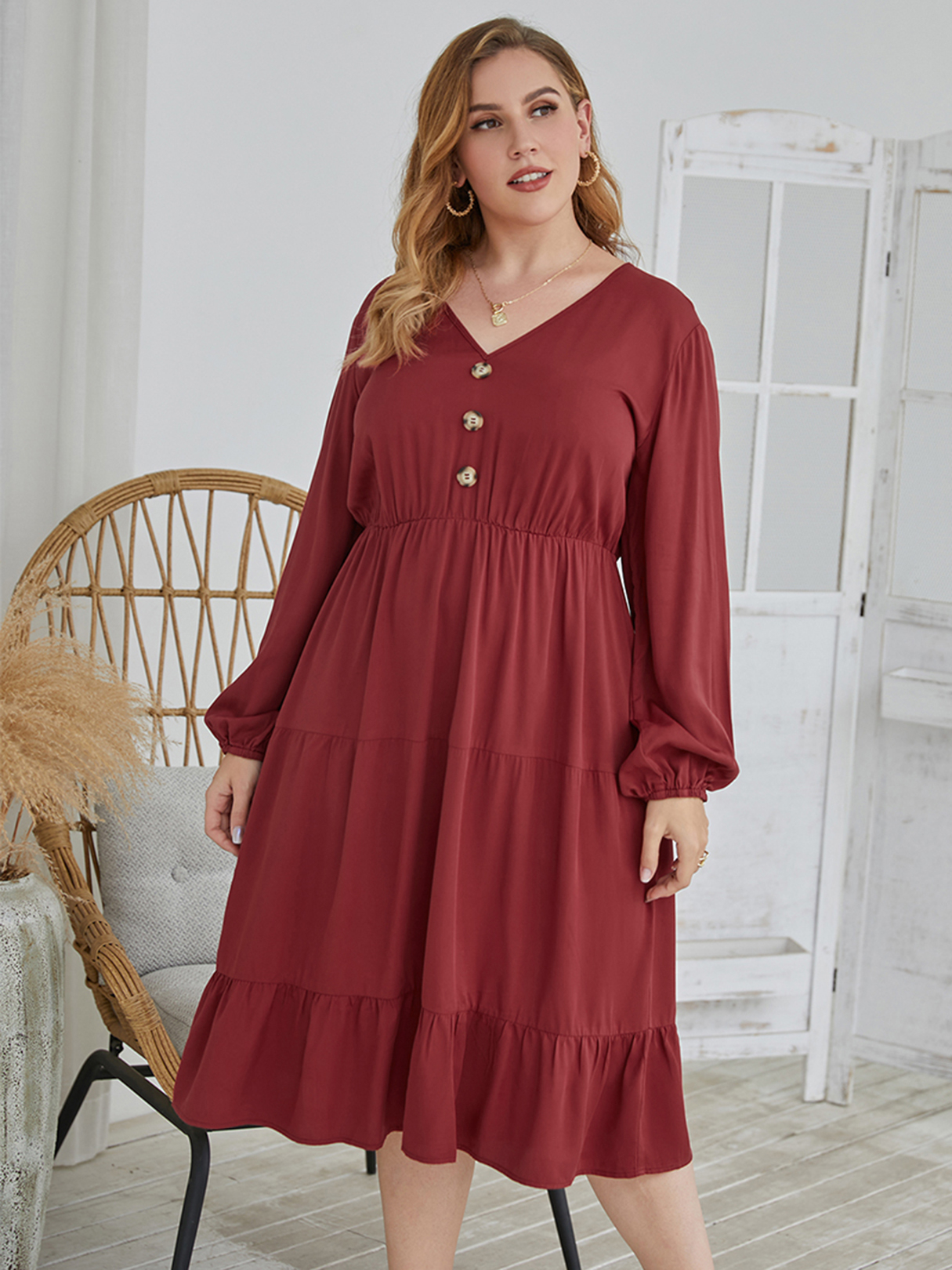 Plus Size V-Ausschnitt Plissee Design Lange Ärmel Midi Kleid günstig online kaufen