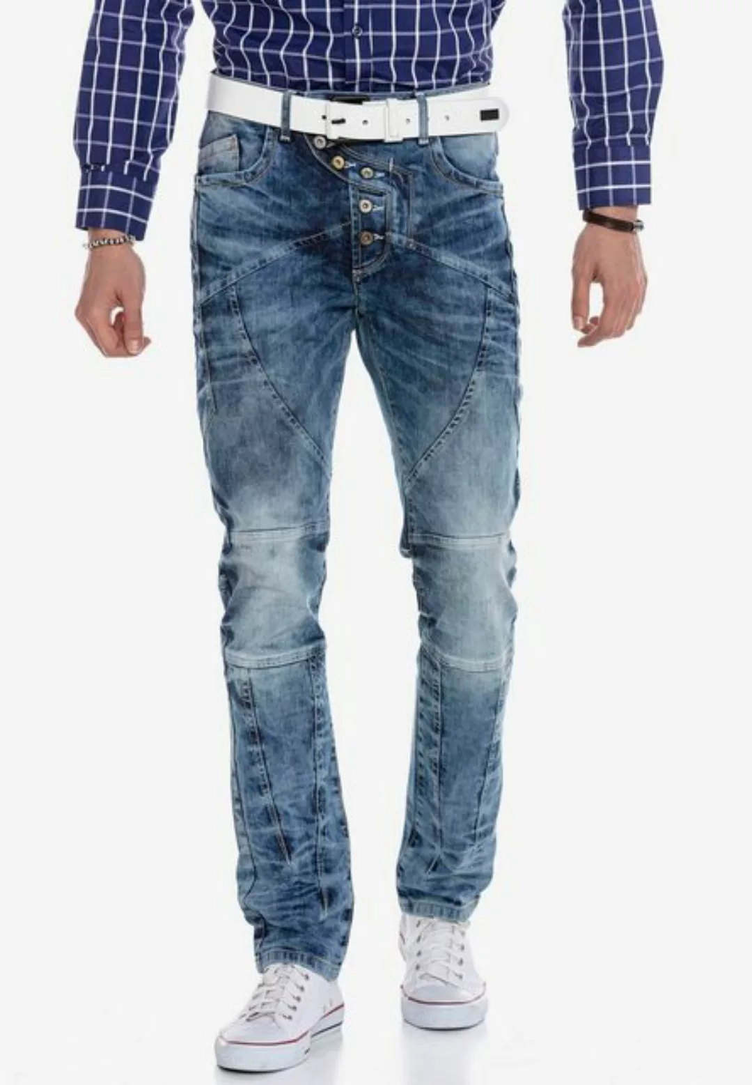 Cipo & Baxx Bequeme Jeans CD346 mit lässiger Waschung günstig online kaufen