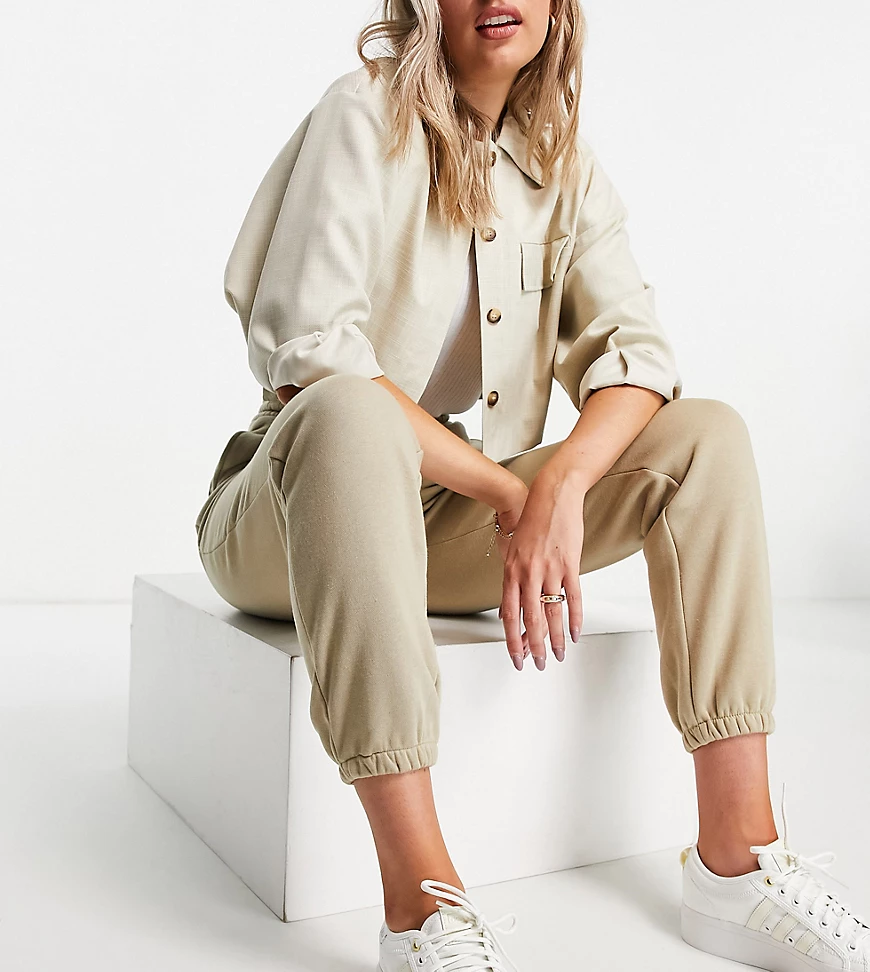 ASOS DESIGN Tall – Ultimate – Jogginghose in neutraler Farbe günstig online kaufen