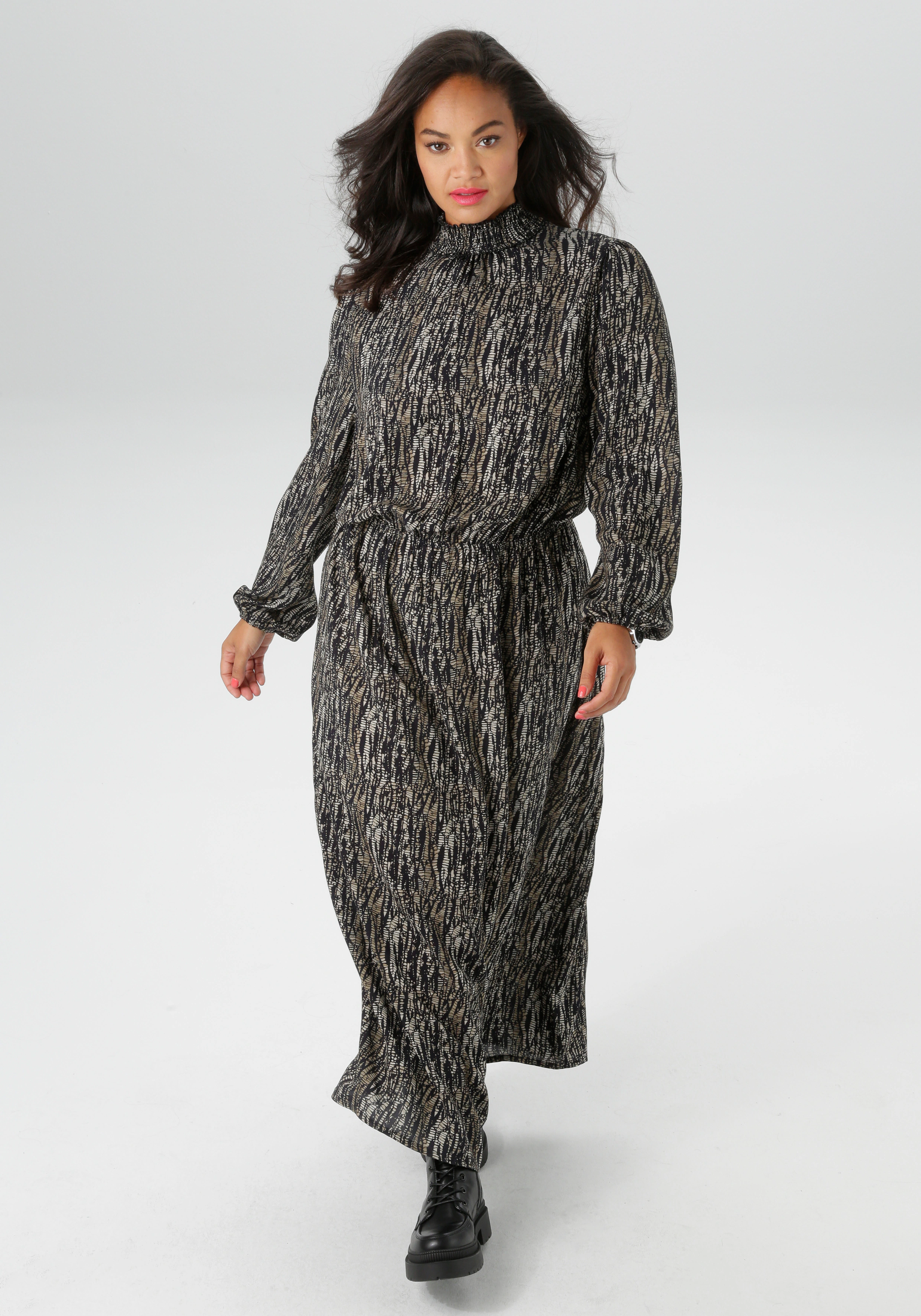 Aniston PLUS Druckkleid, mit gesmoktem Stehtkragen - NEUE KOLLEKTION günstig online kaufen