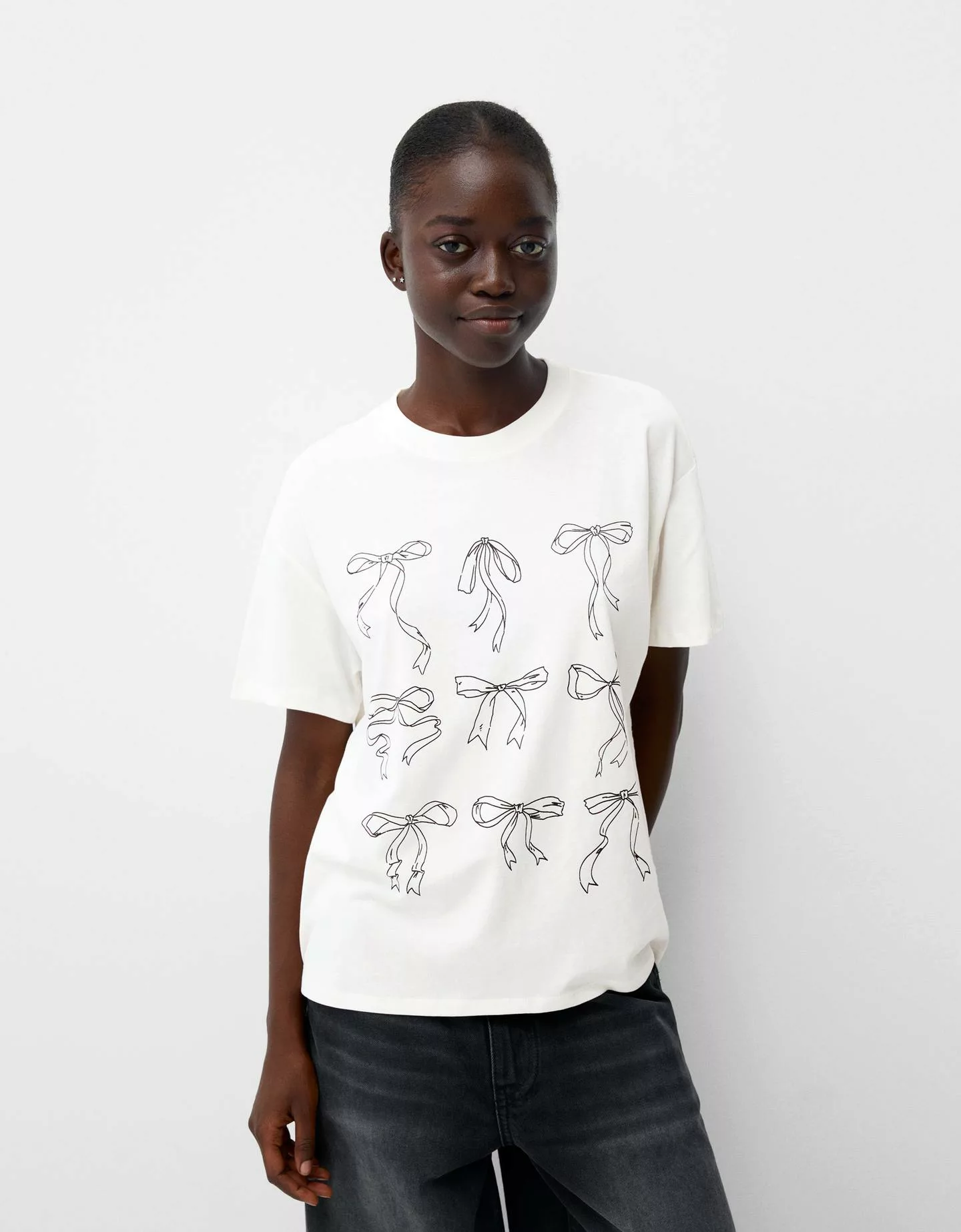 Bershka T-Shirt Mit Print Damen L Grbrochenes Weiss günstig online kaufen