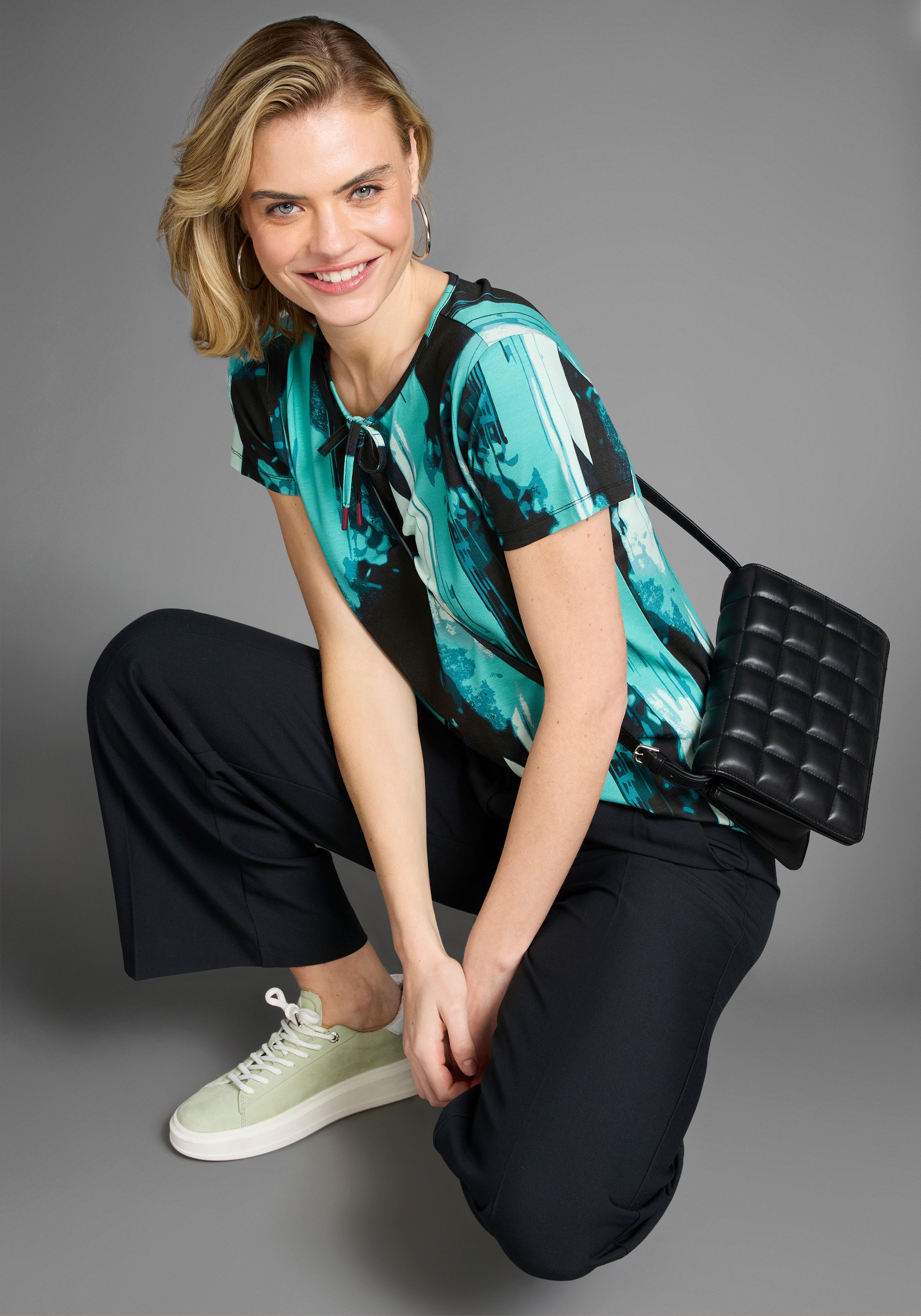 Laura Scott T-Shirt mit Allover Druck günstig online kaufen