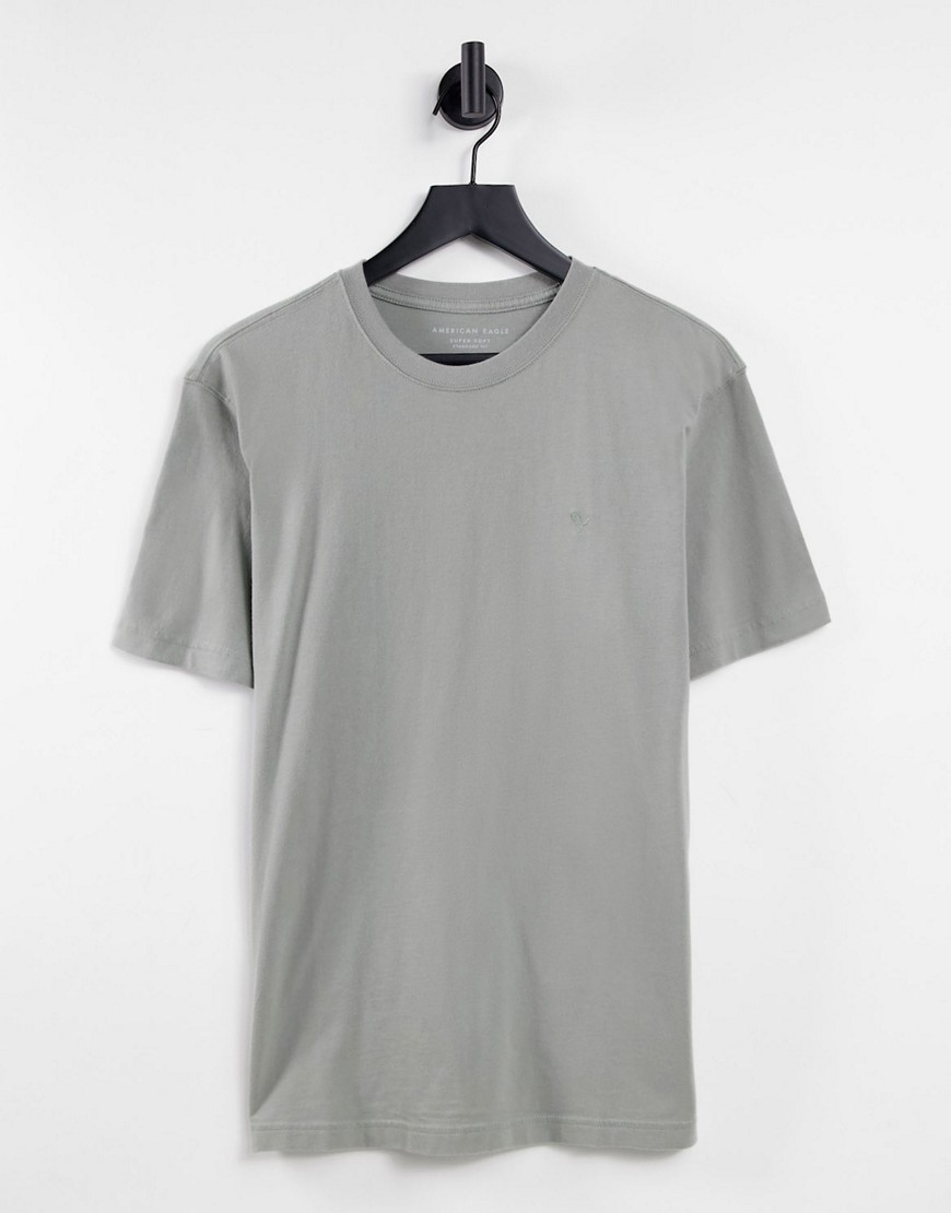 American Eagle – Core – T-Shirt in verwaschenem Olivgrün mit Logo günstig online kaufen