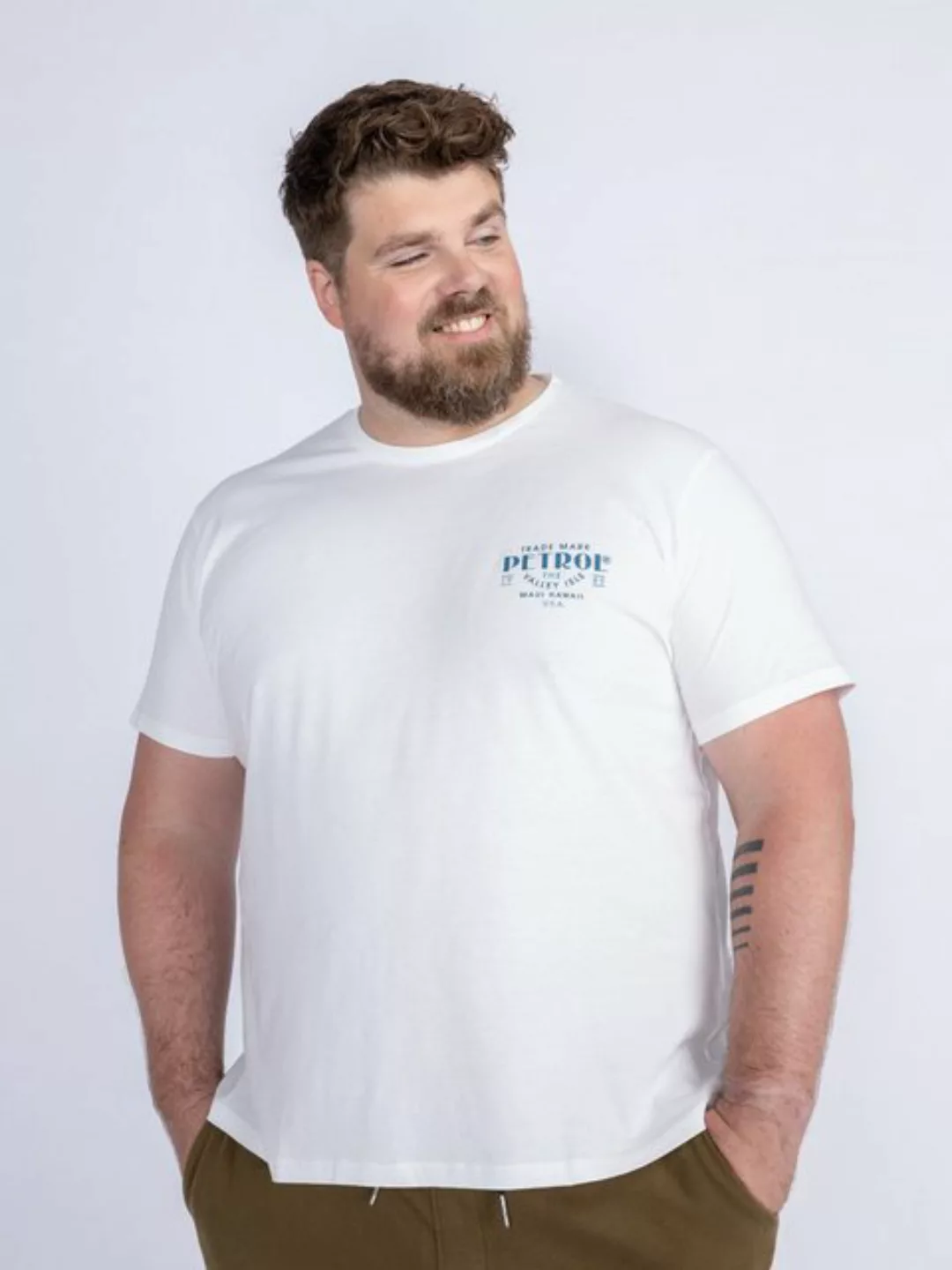 Petrol Industries T-Shirt T-Shirt mit Rückenaufdruck in Plus Size Charging günstig online kaufen