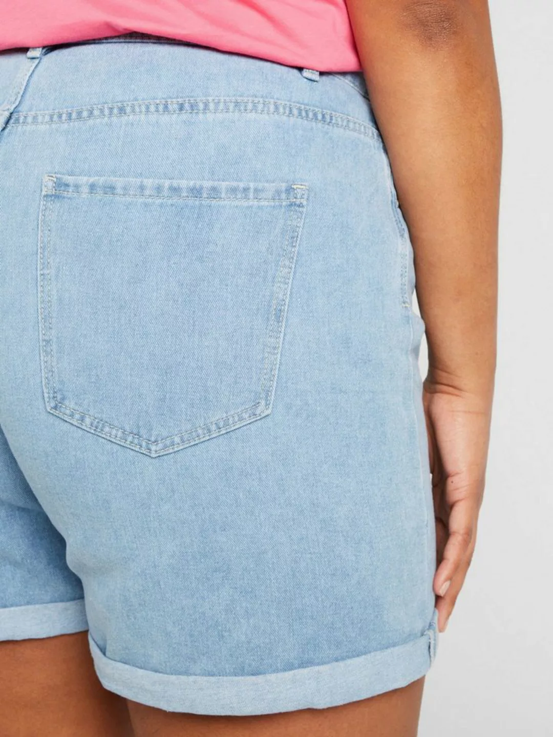 ONLY CARMAKOMA Jeansshorts VEGA (1-tlg) Plain/ohne Details günstig online kaufen