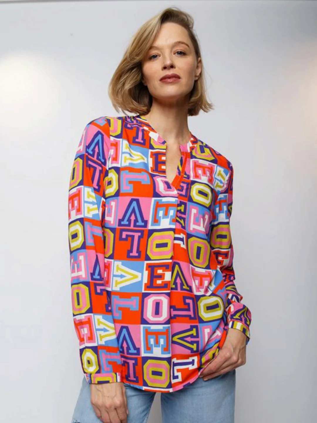 Emily Van Den Bergh Schlupfbluse Shirtbluse Multi Letter günstig online kaufen