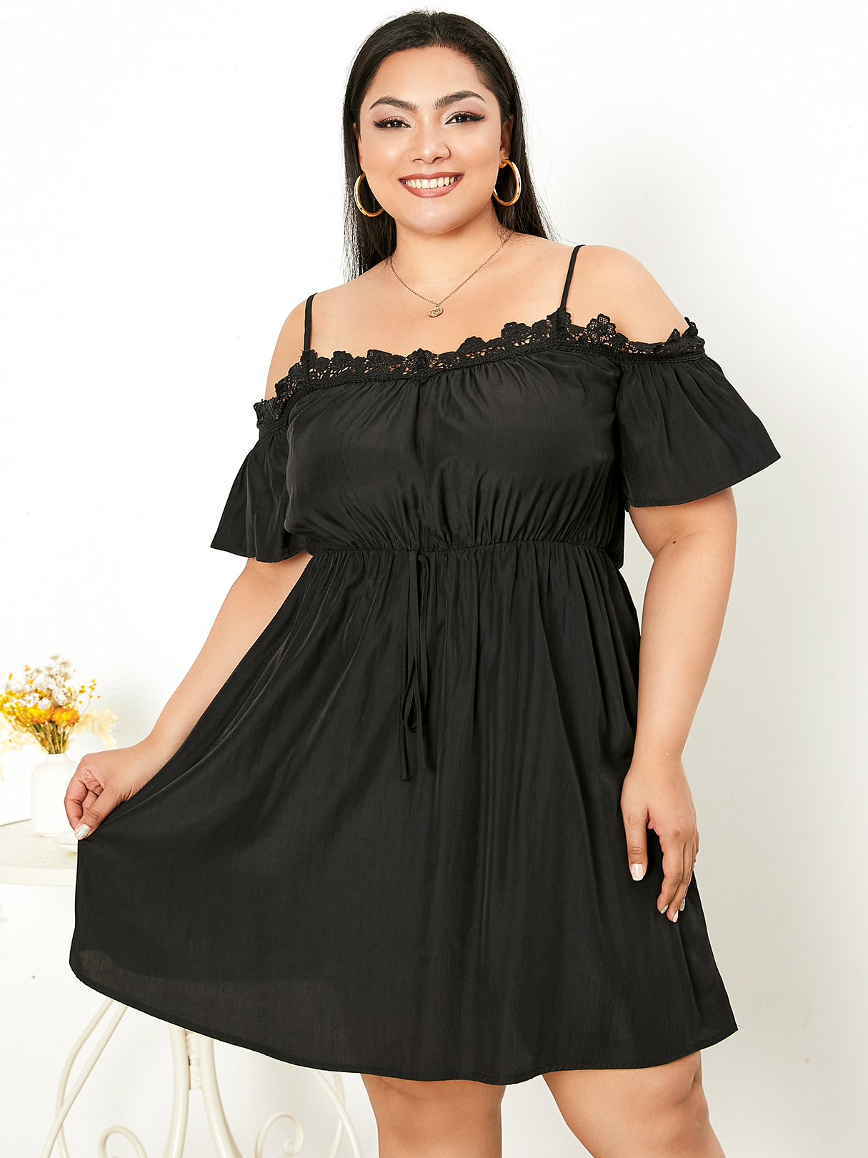 YOINS Plus Size Schulterfreies Kleid mit kurzen Ärmeln zum Binden günstig online kaufen