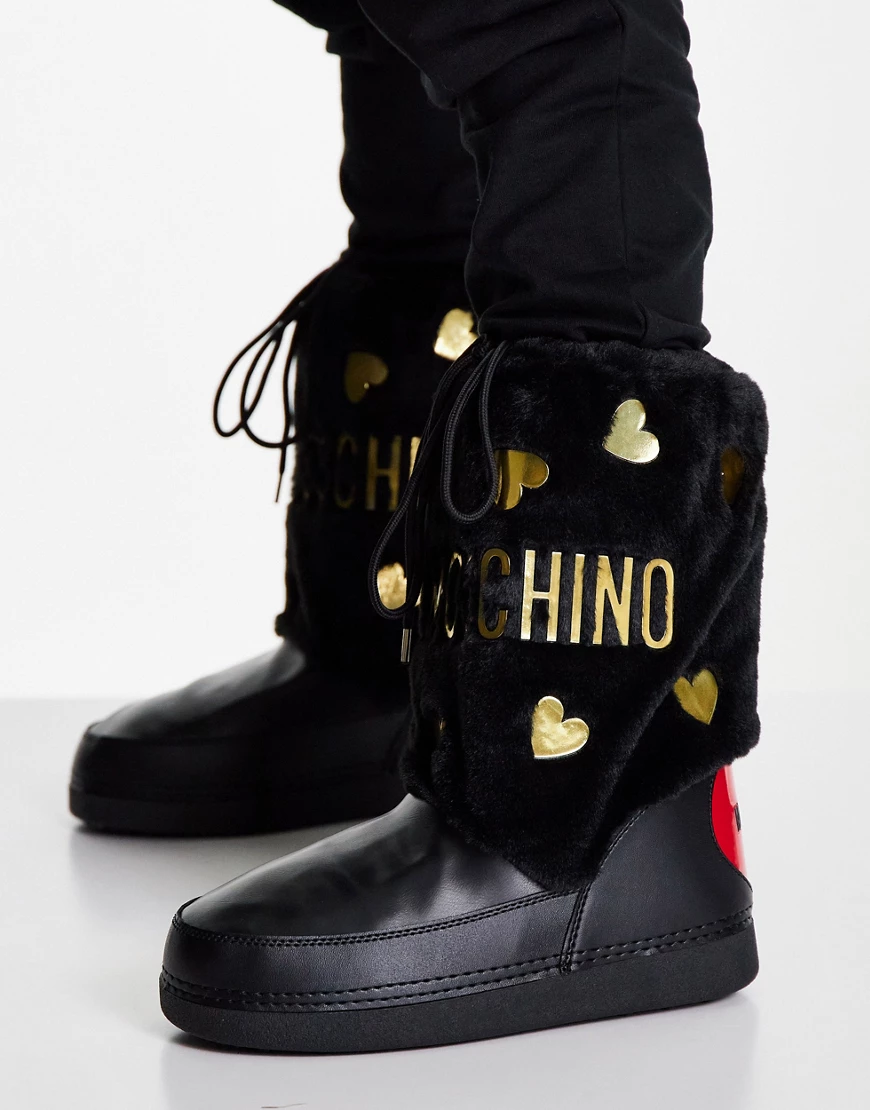 Love Moschino – Schneestiefel aus Kunstpelz mit schwarzen und goldfarbenen günstig online kaufen