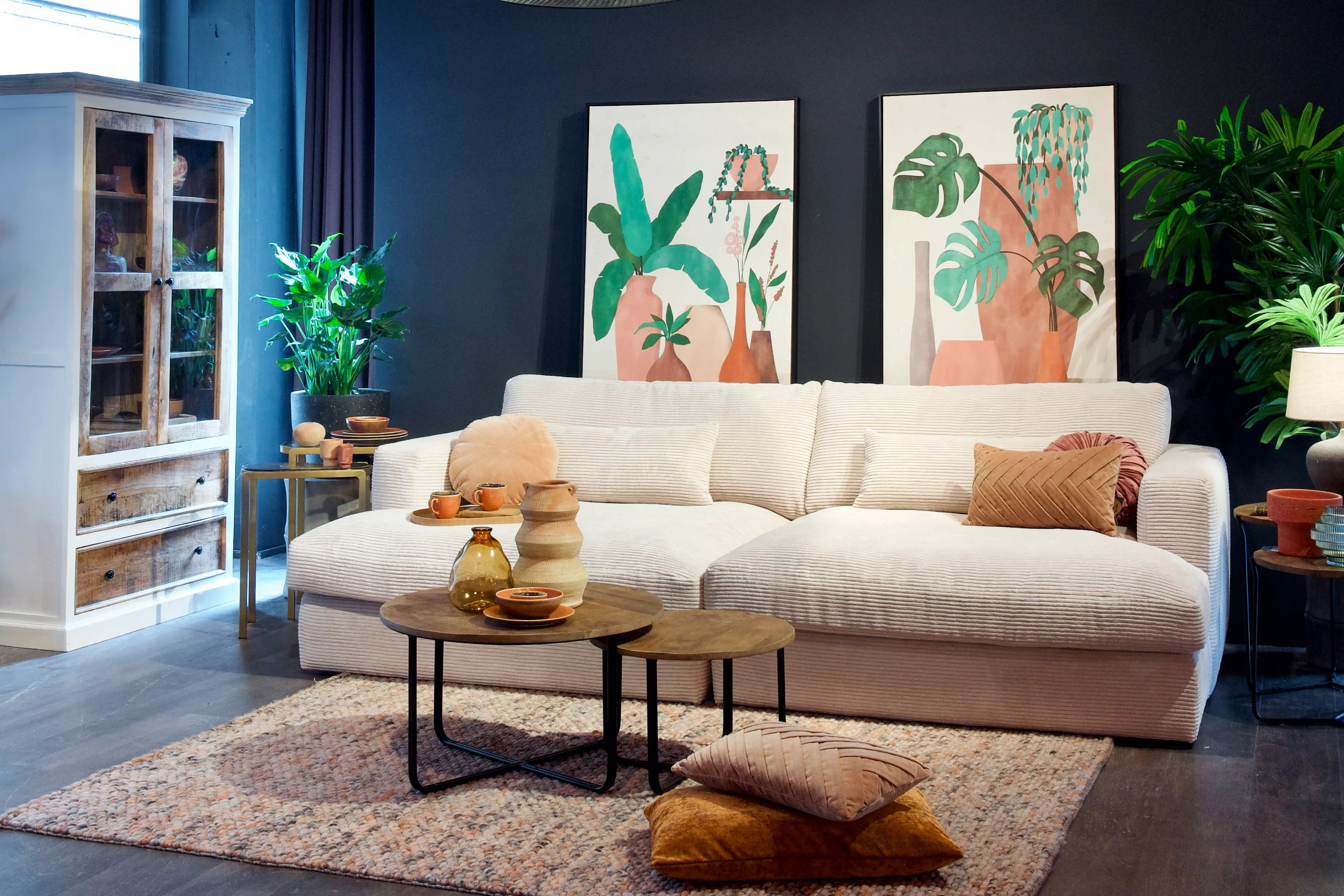 Big Sofa Cloud im Breitcord-Bezug in creme, bodennahe Couch mit großer Sitz günstig online kaufen