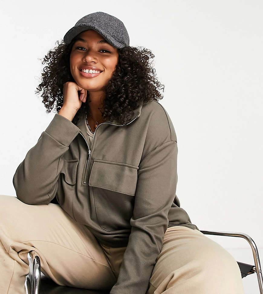 Mango Curve – Langärmliges Sweatshirt in Khaki mit Halbreißverschluss und V günstig online kaufen