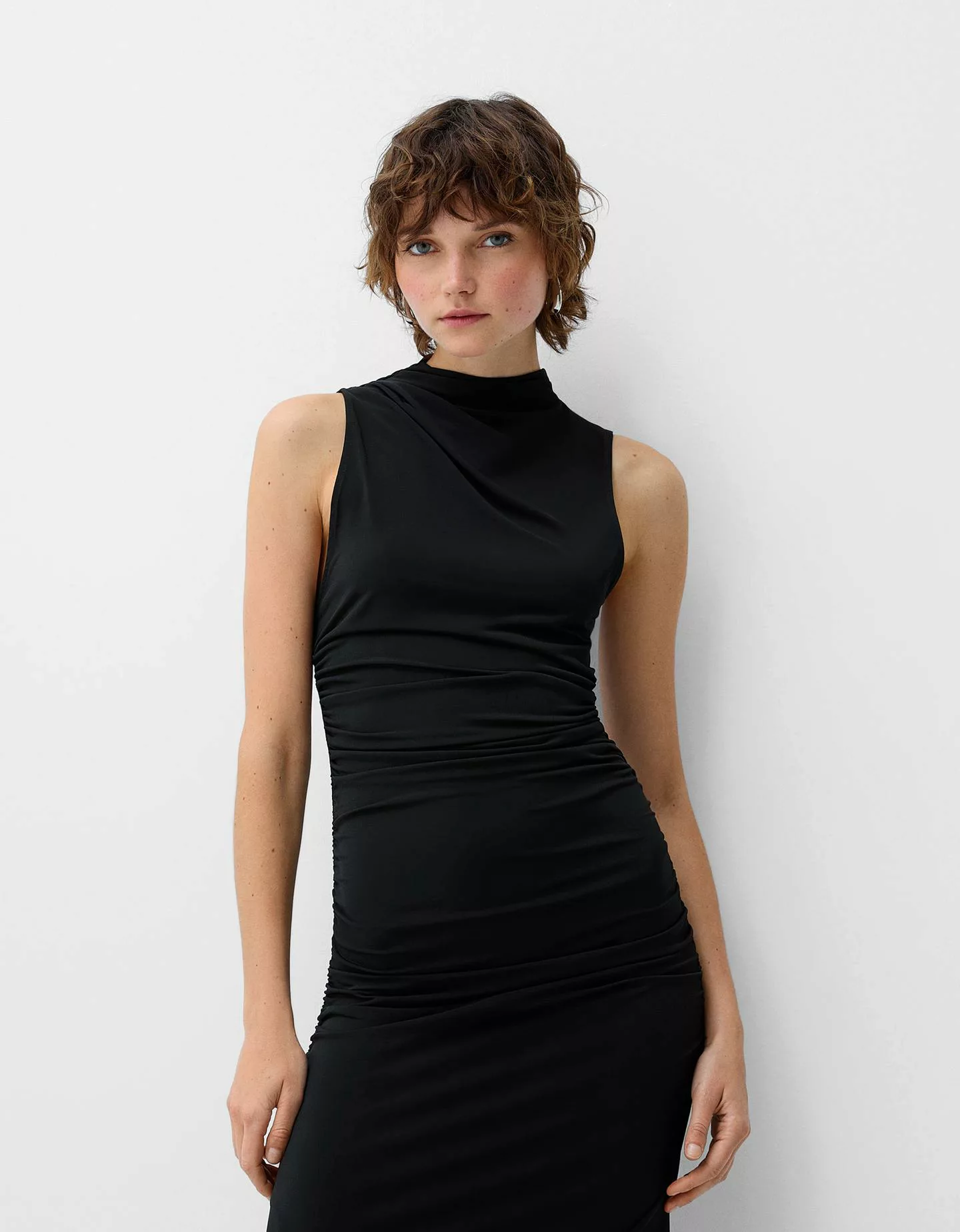 Bershka Midikleid Mit Raffung Damen L Schwarz günstig online kaufen