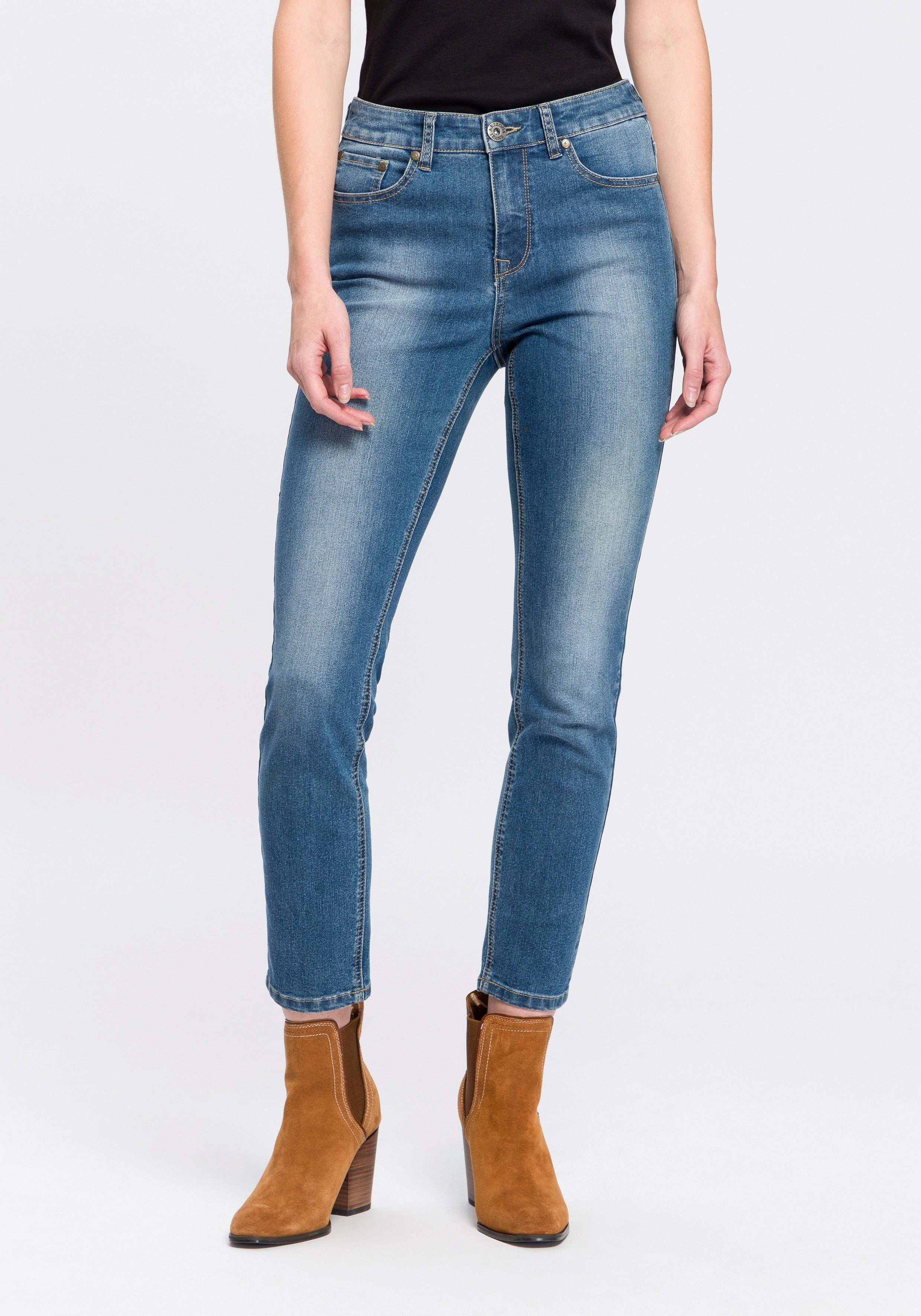 Arizona 7/8-Jeans "Shaping", eng anliegend, Röhrenjeans, Used-Waschung, Hig günstig online kaufen