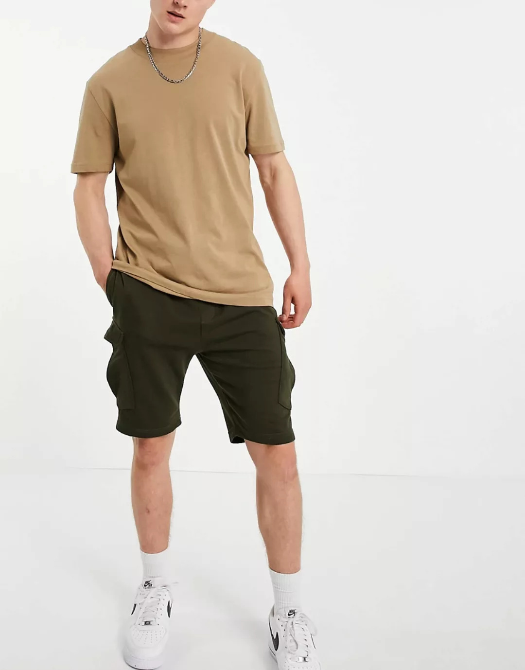 Brave Soul – Shorts in Khaki-Grün günstig online kaufen