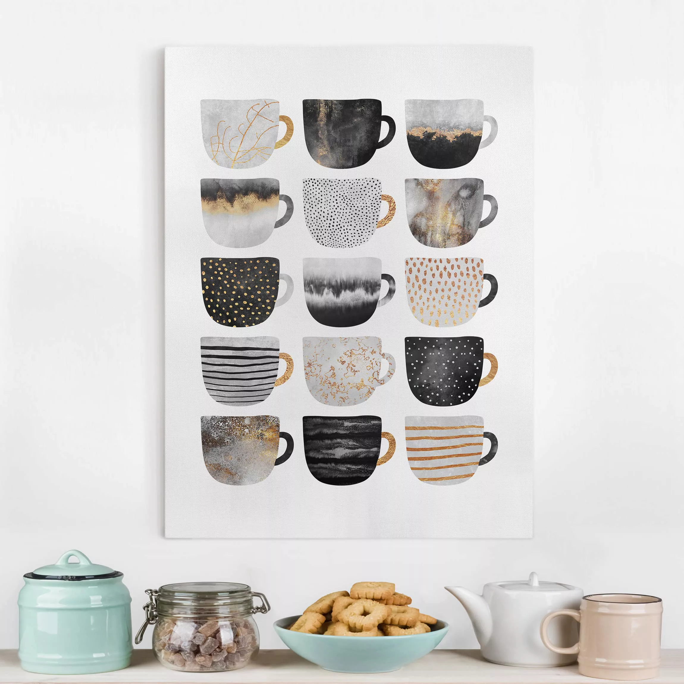 Leinwandbild - Hochformat Goldene Tassen Schwarz Weiß günstig online kaufen