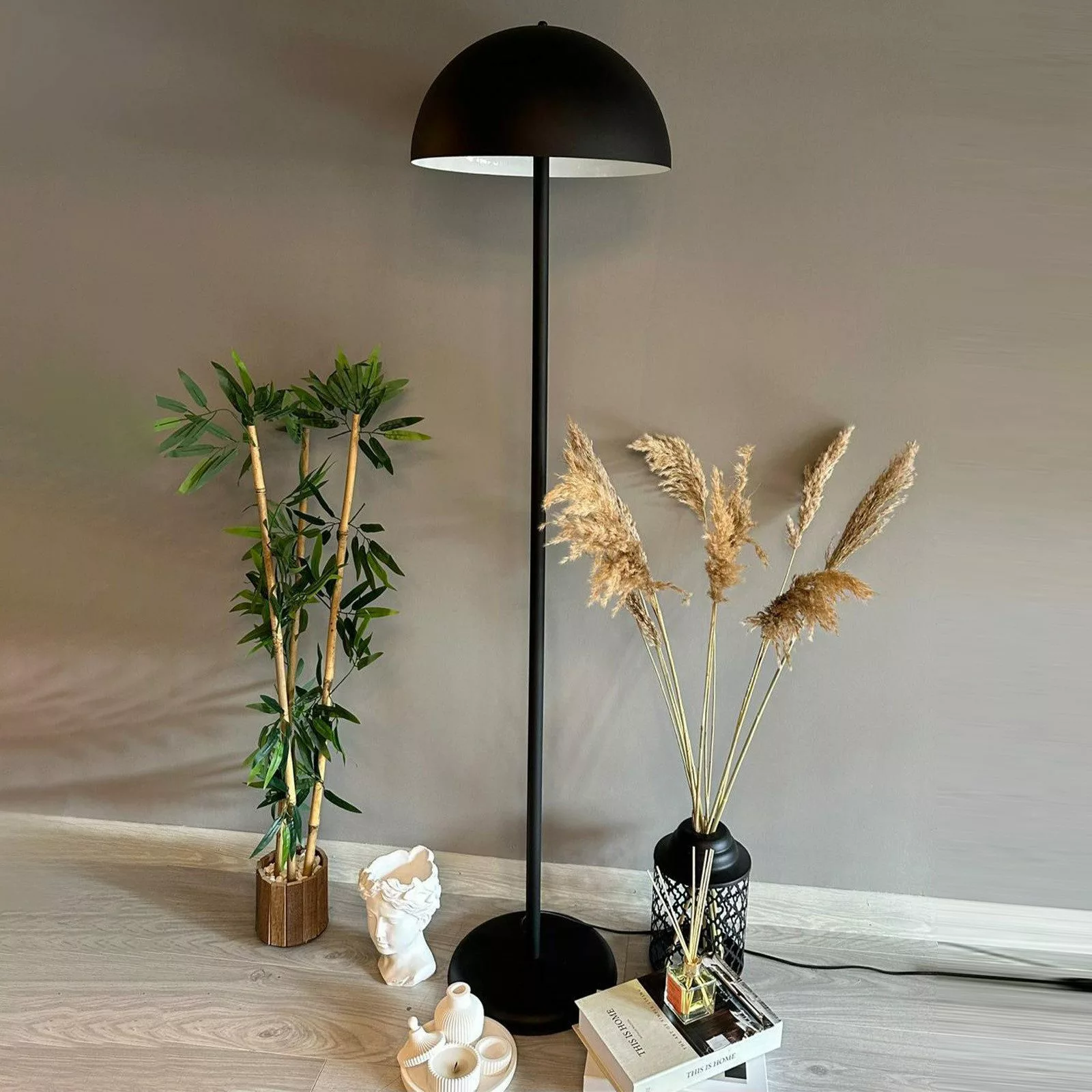 Bamyum Stehlampe Moderne Stehlampe aus Metall günstig online kaufen