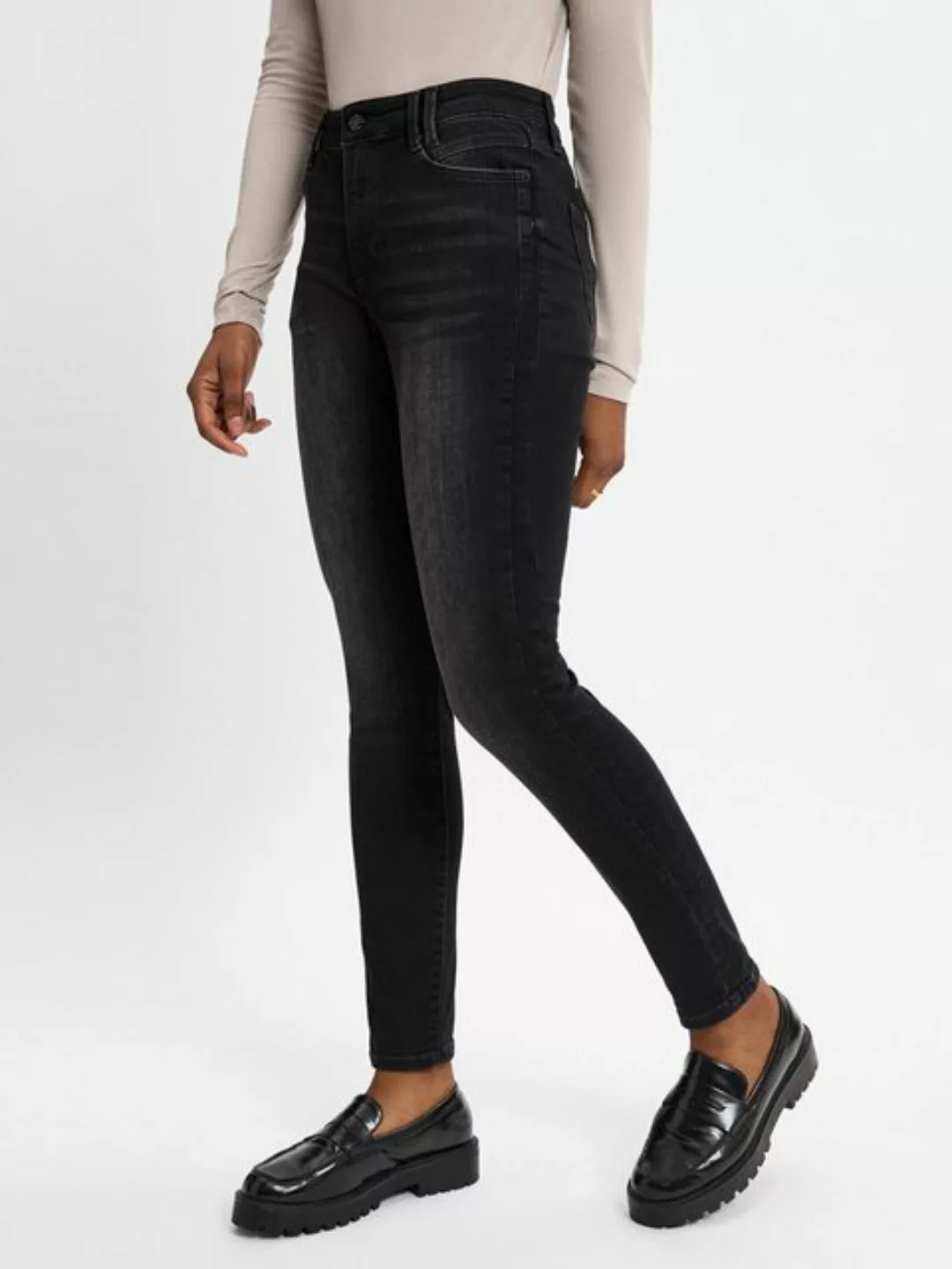 s.Oliver Gerade Jeans s.Oliver - Jeans Karolin - Regular Fit, Mid Rise, Str günstig online kaufen