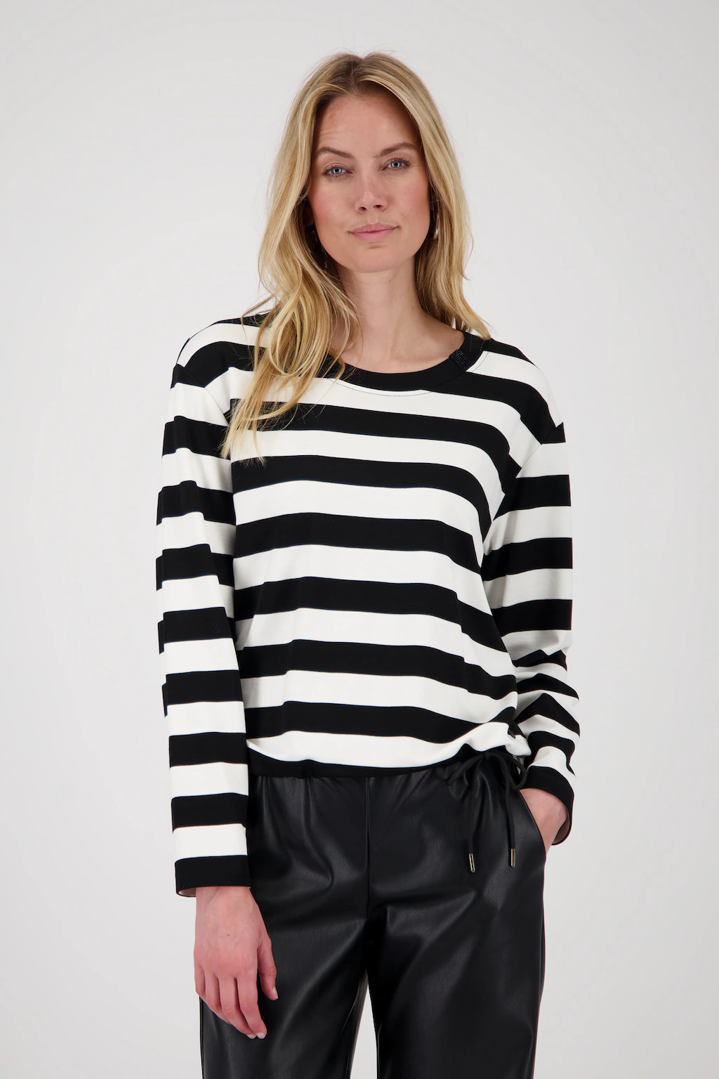 Monari Sweatshirt "Sweatshirt Ringel", Mit Rundhalsausschnitt mit Schmuckde günstig online kaufen