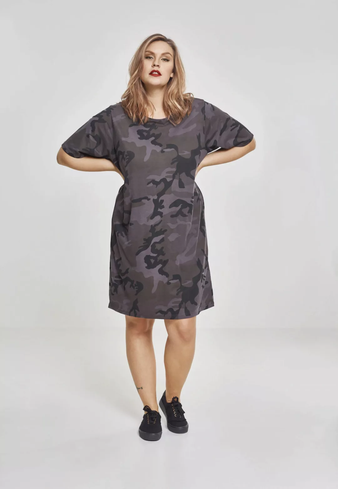 URBAN CLASSICS Shirtkleid "Urban Classics Damen Ladies Camo Tee Dress", (1 günstig online kaufen