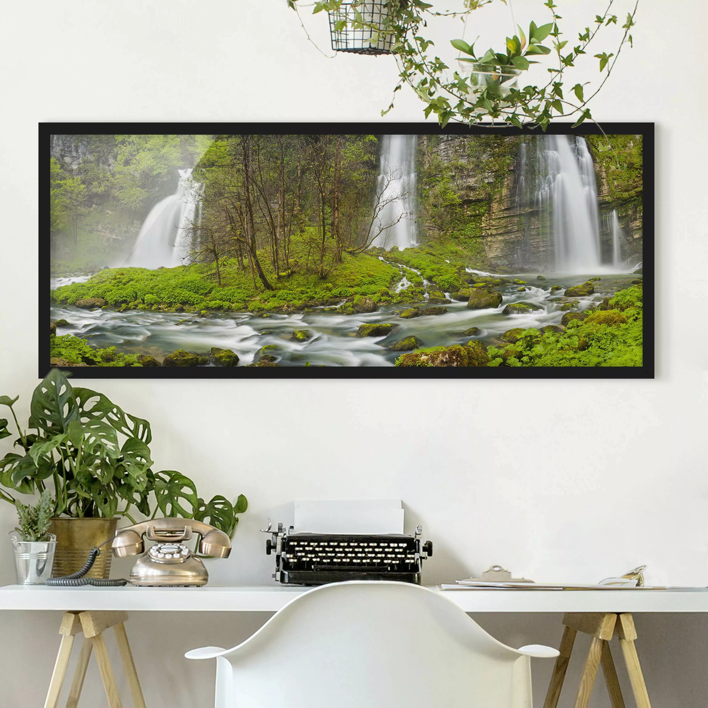 Bild mit Rahmen Natur & Landschaft - Panorama Wasserfälle Cascade de Flumen günstig online kaufen