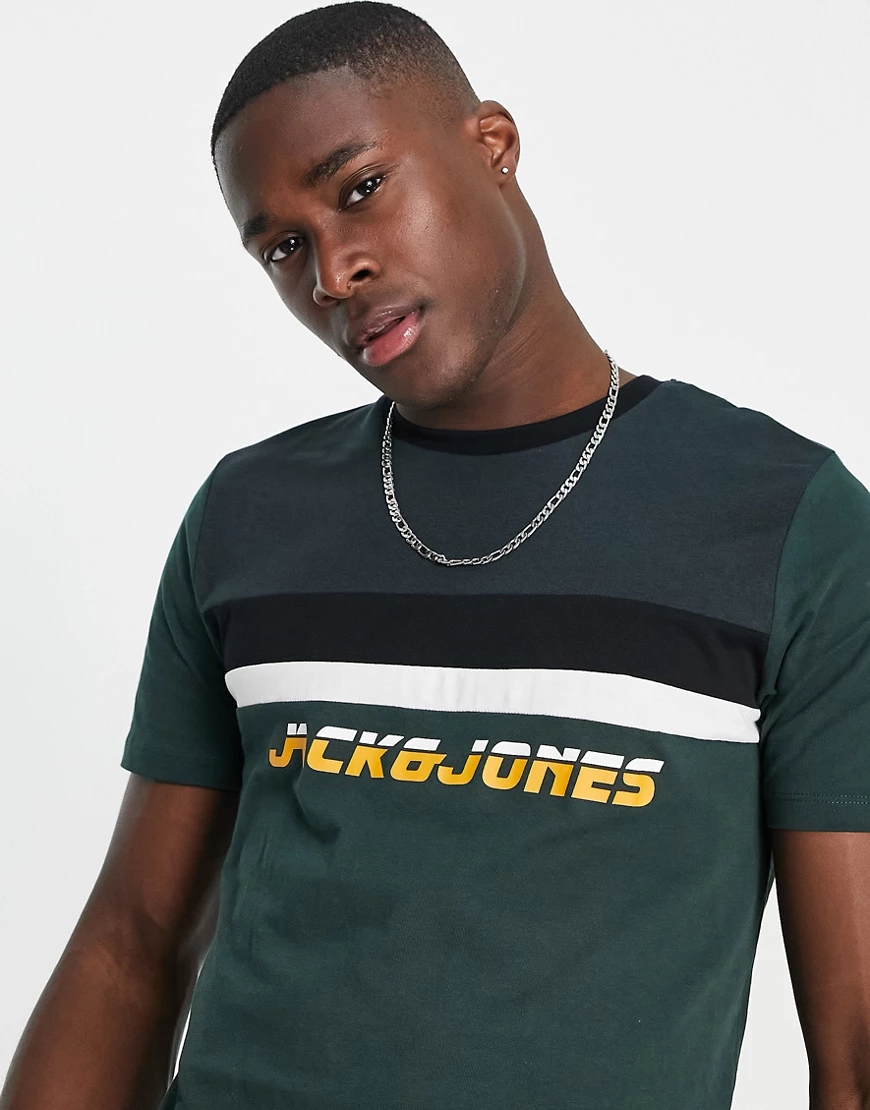 Jack & Jones – T-Shirt in Dunkelgrün mit Einsätzen günstig online kaufen