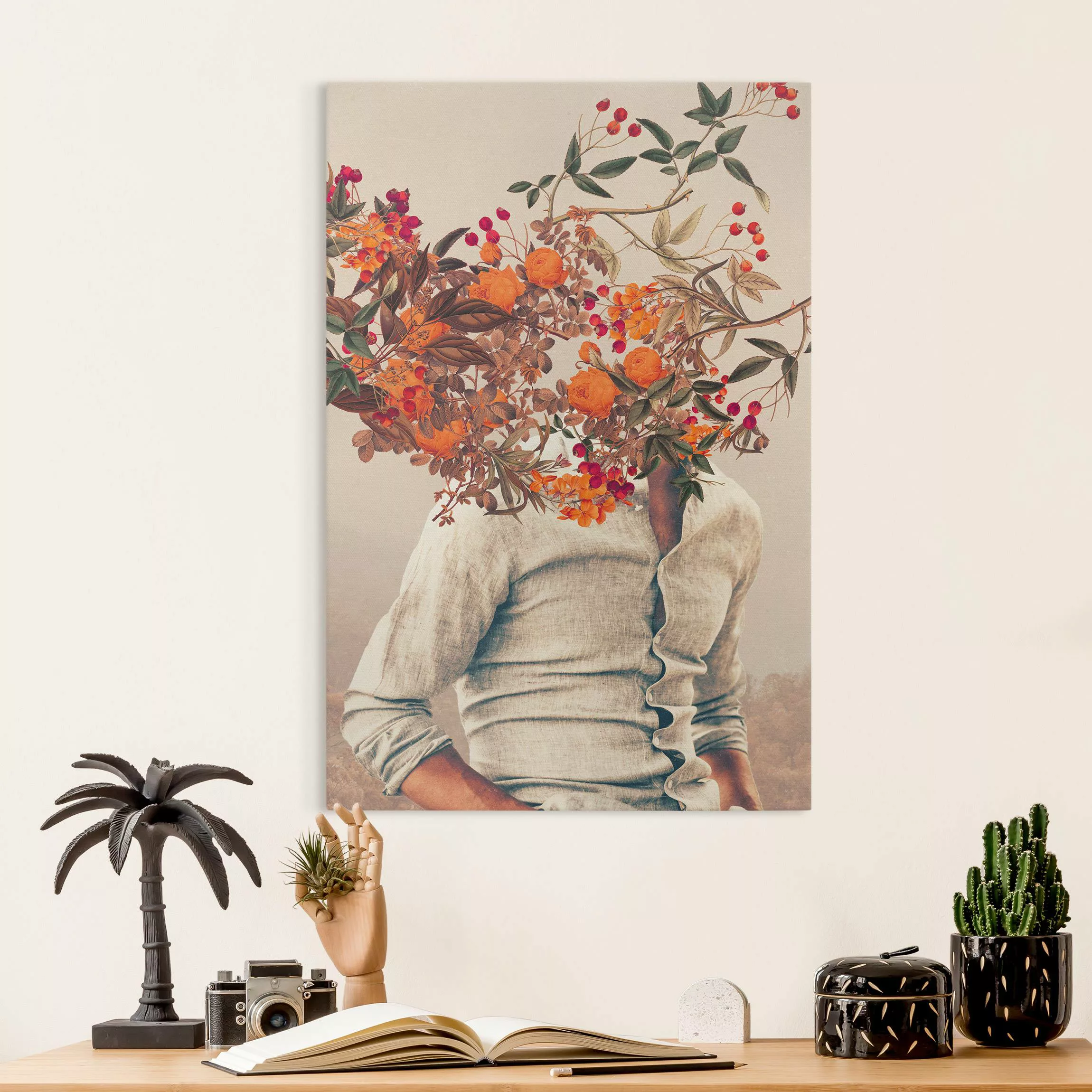 Leinwandbild Blumen Porträt - Orange Rosen mit Wald günstig online kaufen