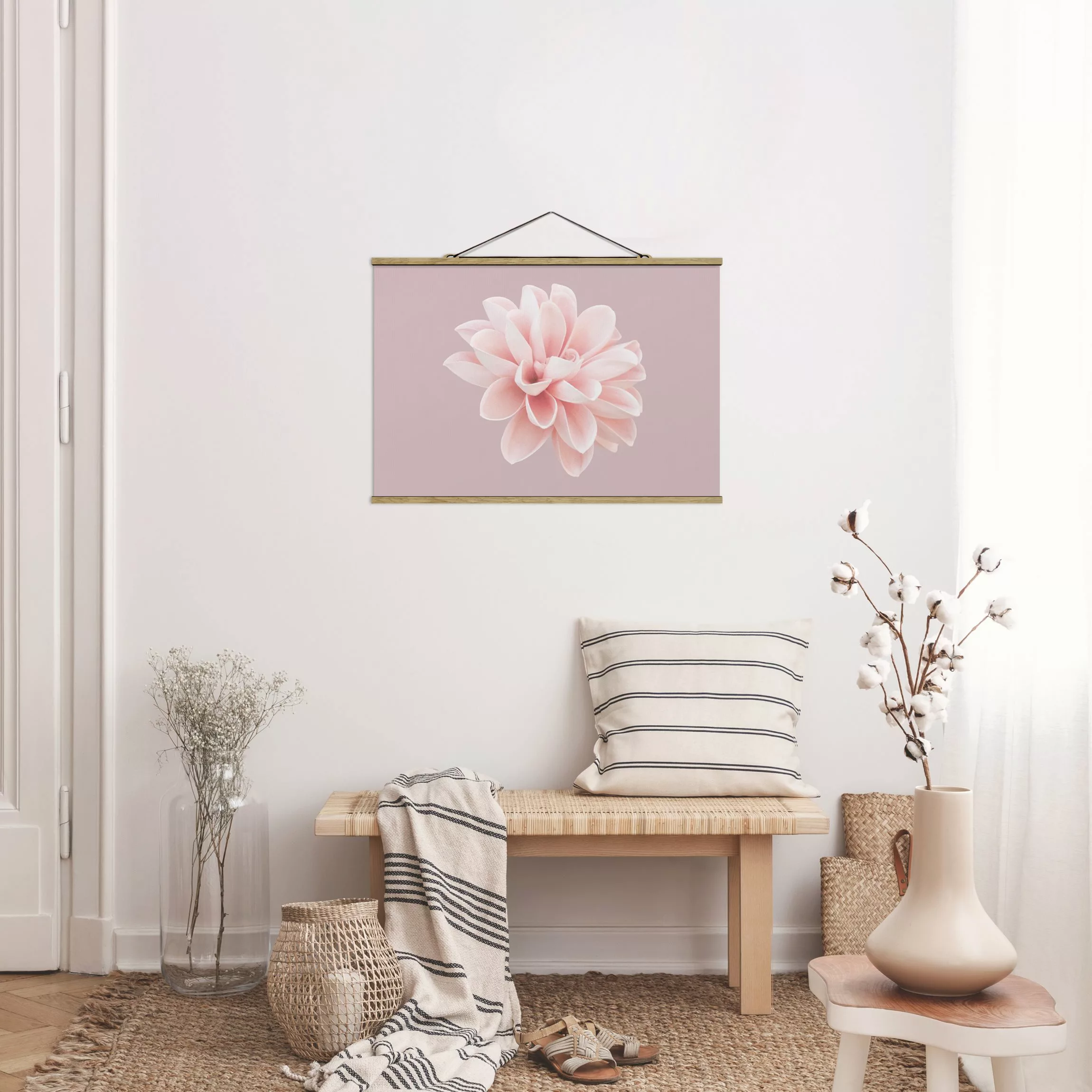 Stoffbild mit Posterleisten Dahlie Blume Lavendel Rosa Weiß günstig online kaufen