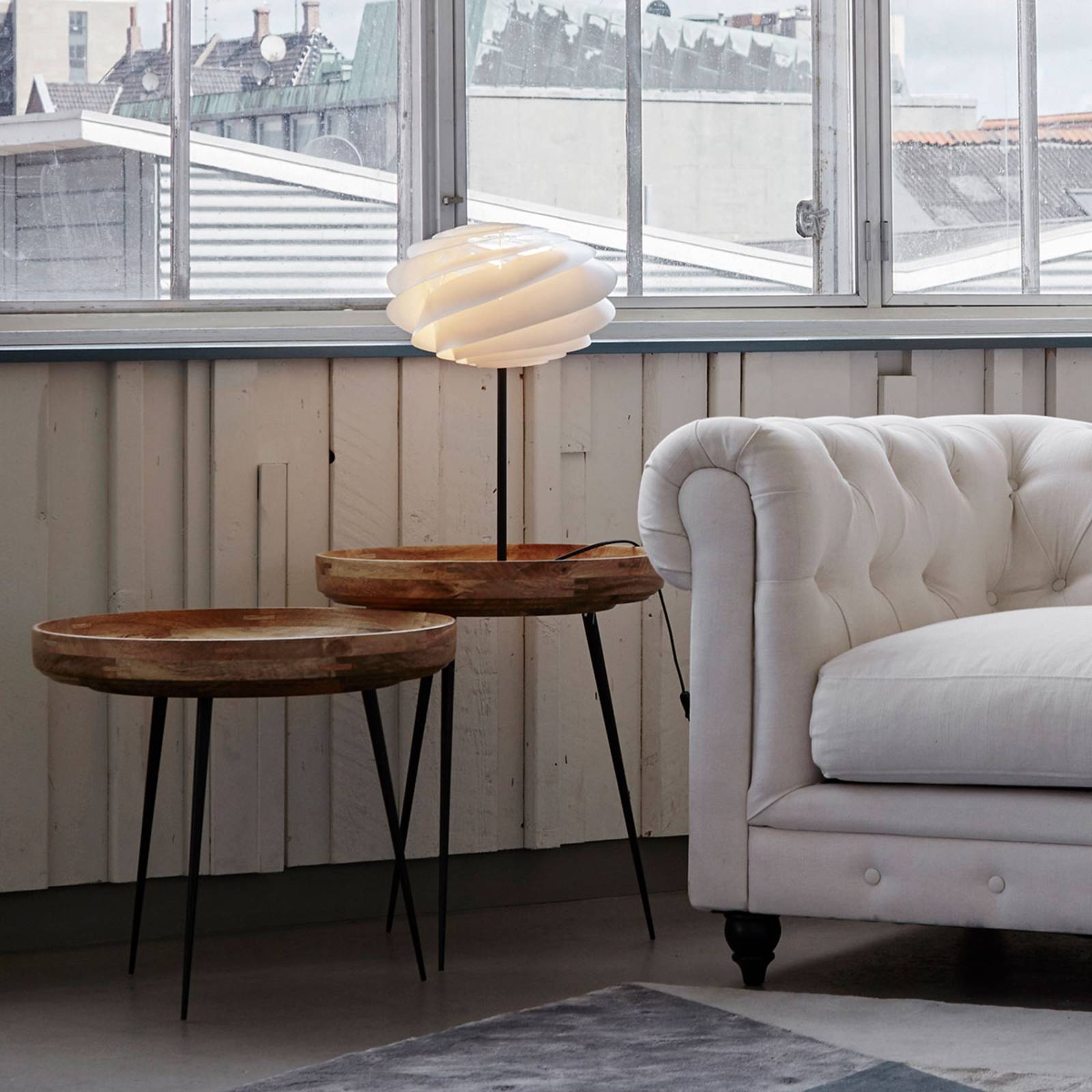 LE KLINT Swirl - weiße Designer-Tischleuchte günstig online kaufen