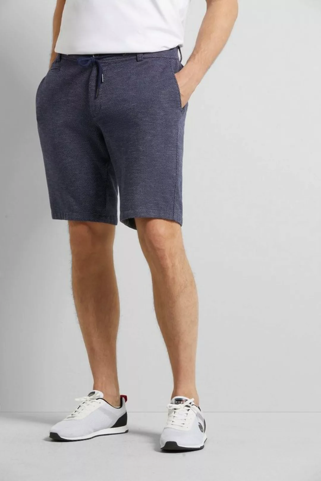 bugatti Bermudas mit einem Kordelzug günstig online kaufen