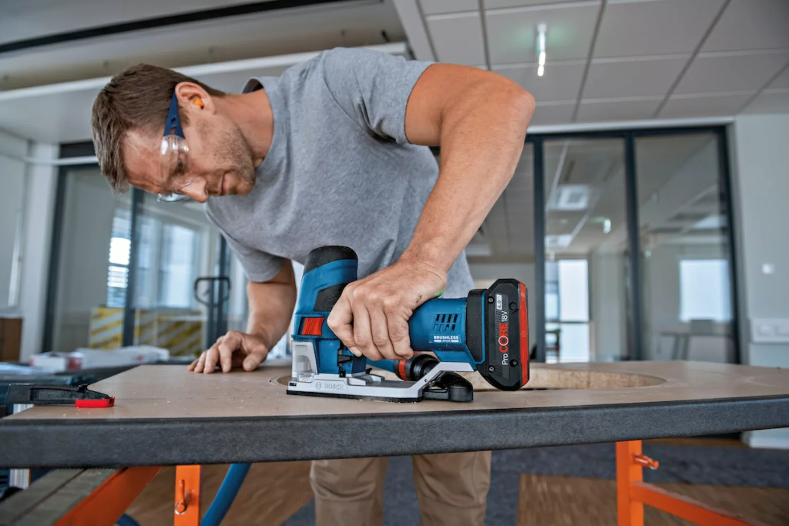 Bosch Professional Akku-Stichsäge GST 18 V-155 SC Solo in L-Boxx günstig online kaufen