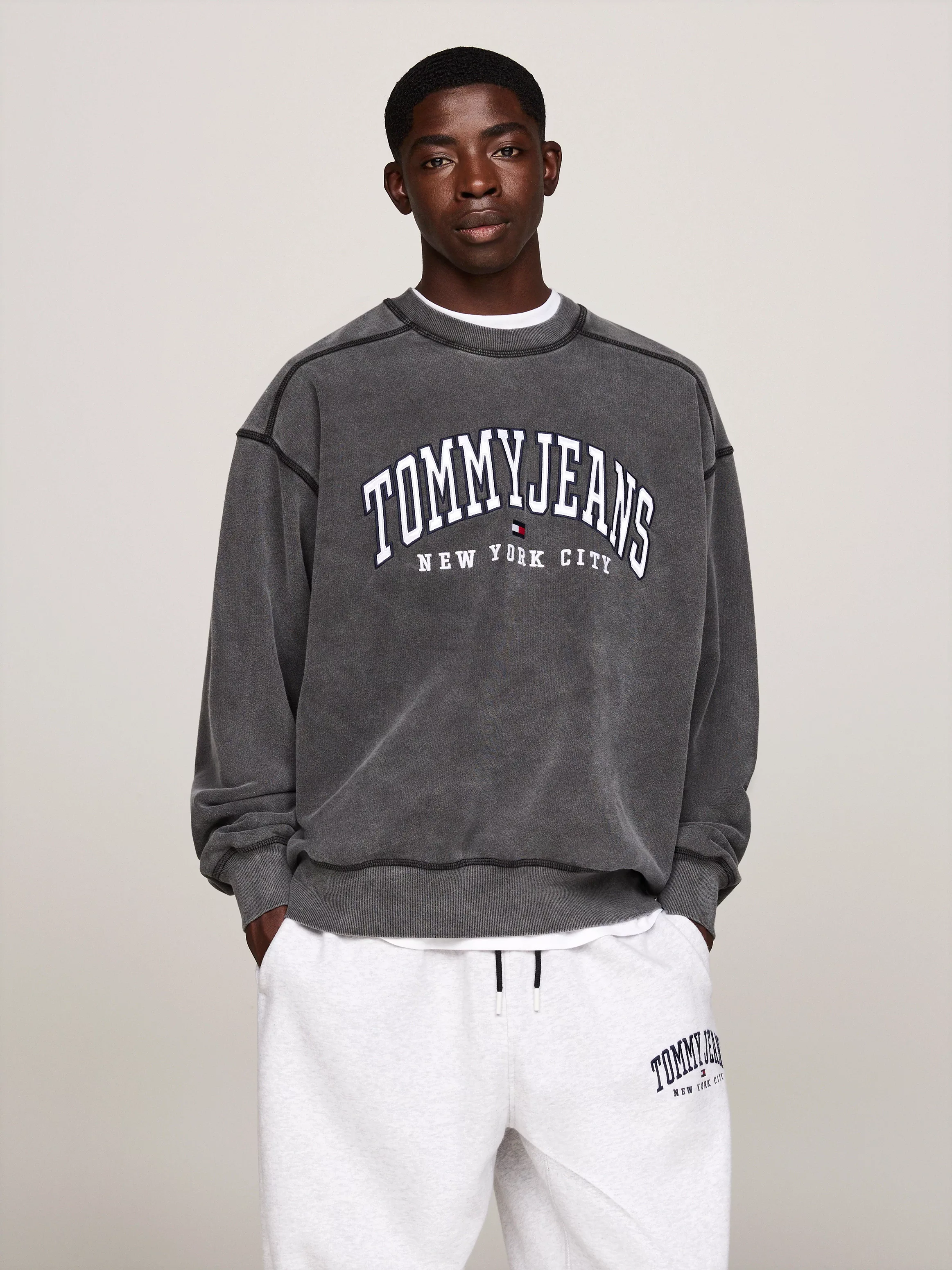 Tommy Jeans Sweatshirt "TJM RLX TJ GD VARSITY CREW" günstig online kaufen