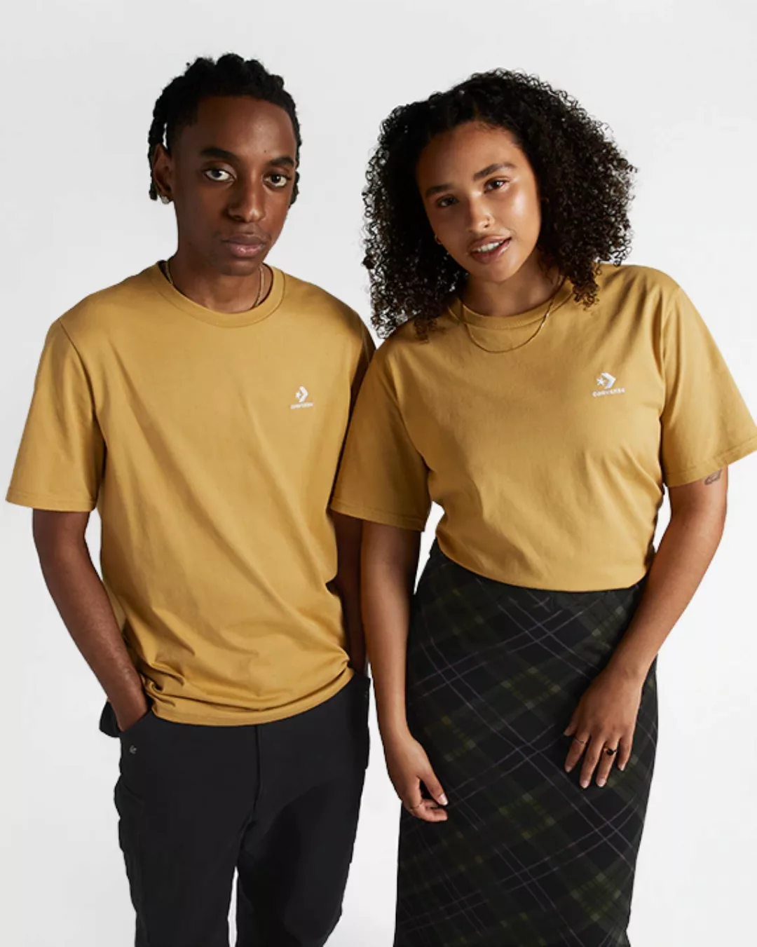 Converse T-Shirt GO-TO EMBROIDERED STAR CHEVRON TEE Unisex günstig online kaufen
