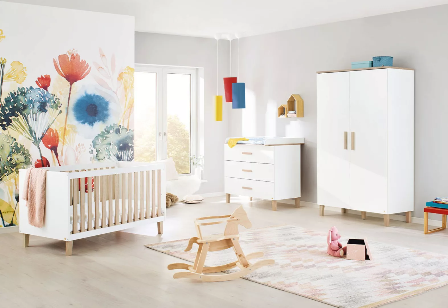 Pinolino® Babyzimmer-Komplettset »Lumi«, (Set, 3 St., Kinderbett, Schrank, günstig online kaufen