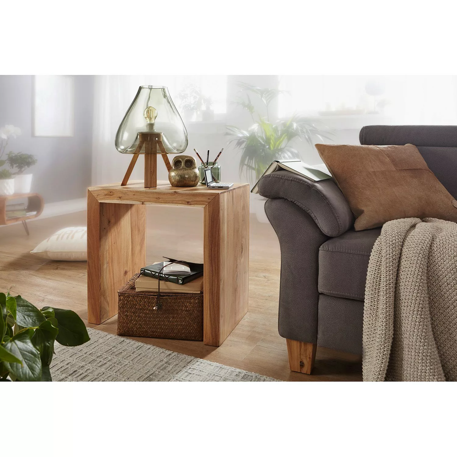 Beistelltisch MUMBAI Massiv-Holz Akazie 60 x 35 cm Wohnzimmer-Tisch Design günstig online kaufen