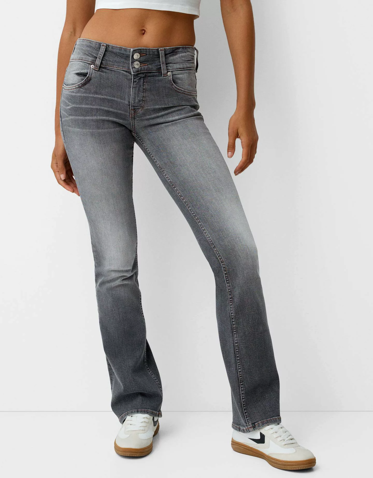 Bershka Low Waist Bootcut-Jeans Damen 10-12 Dunkelgrau günstig online kaufen