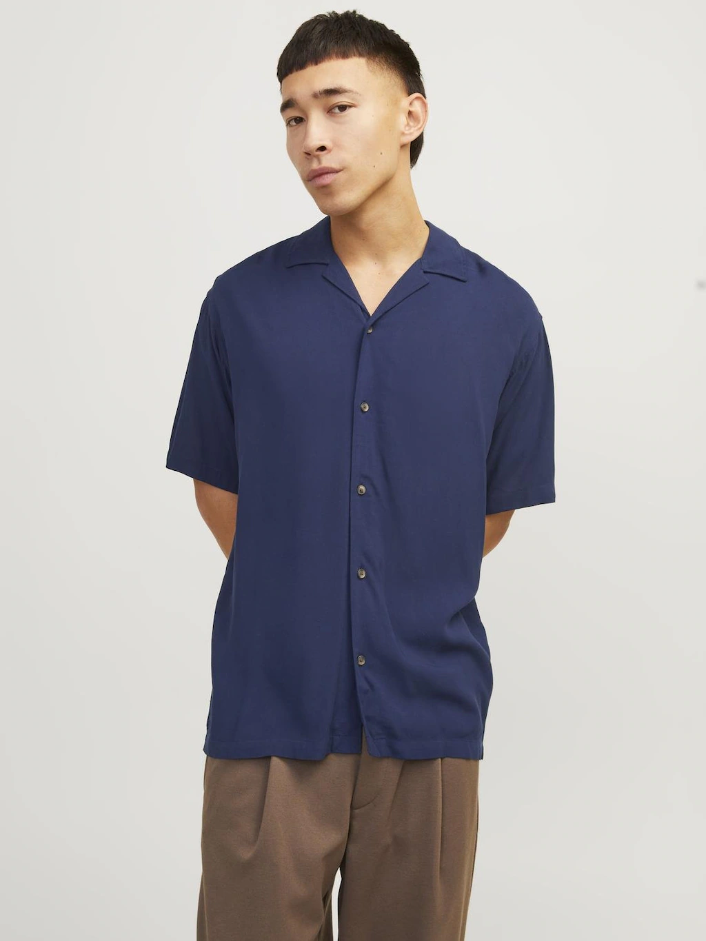 Jack & Jones Kurzarmhemd "JJEJEFF SOLID RESORT SHIRT SS SN" günstig online kaufen