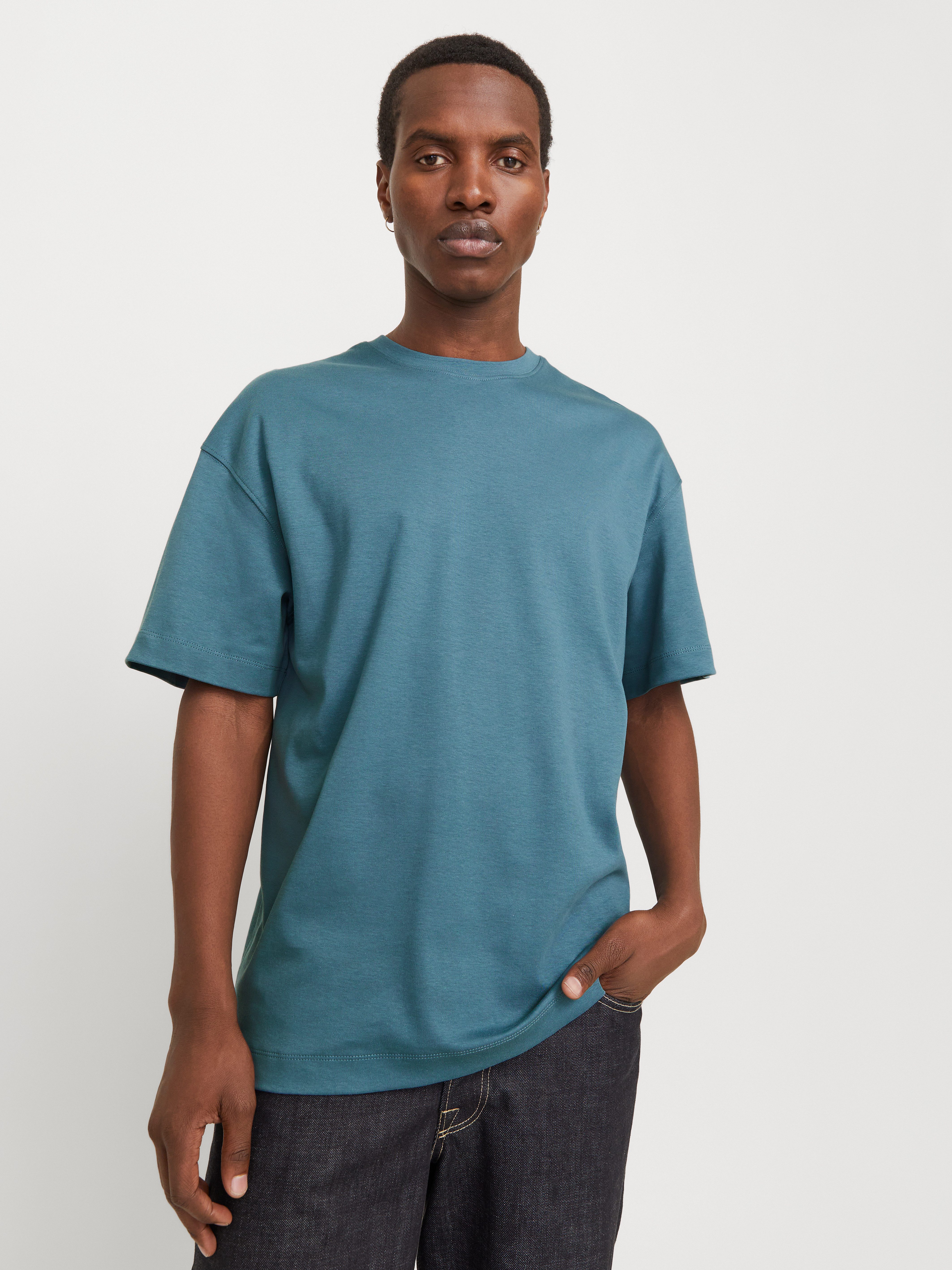 Jack & Jones Rundhalsshirt "JJEURBAN EDGE STUDIO TEE SS O-NECK NOOS", mit F günstig online kaufen